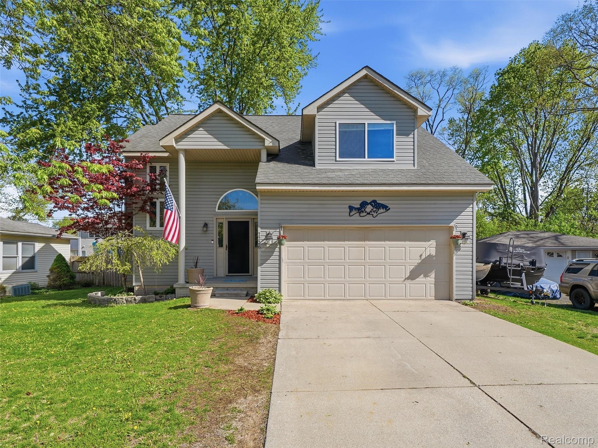 7226 Garvin