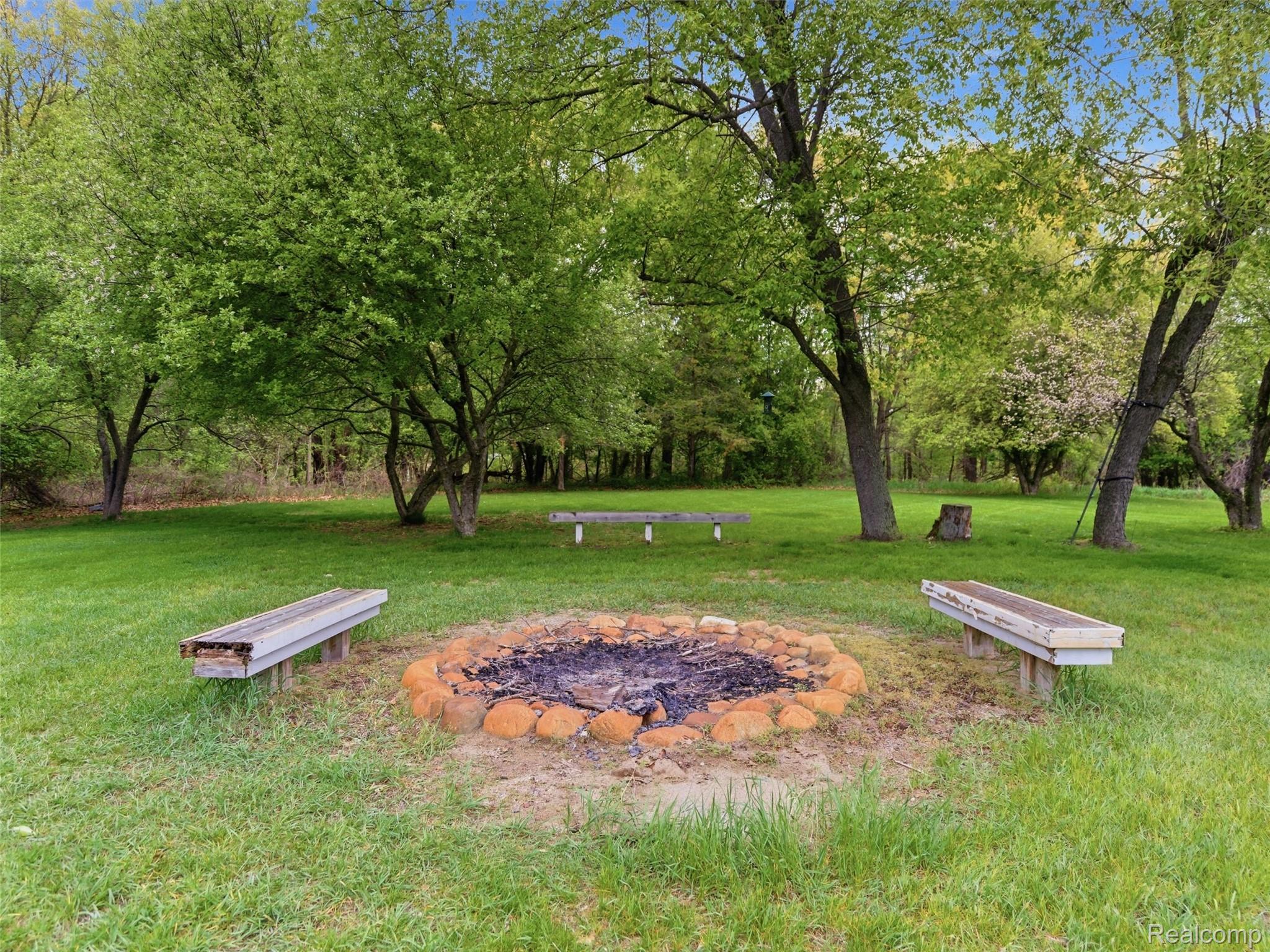 3368 Mill Lake Road