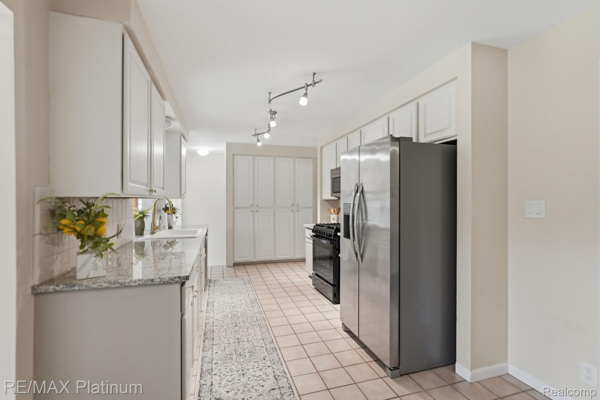 1546 S Milford Road