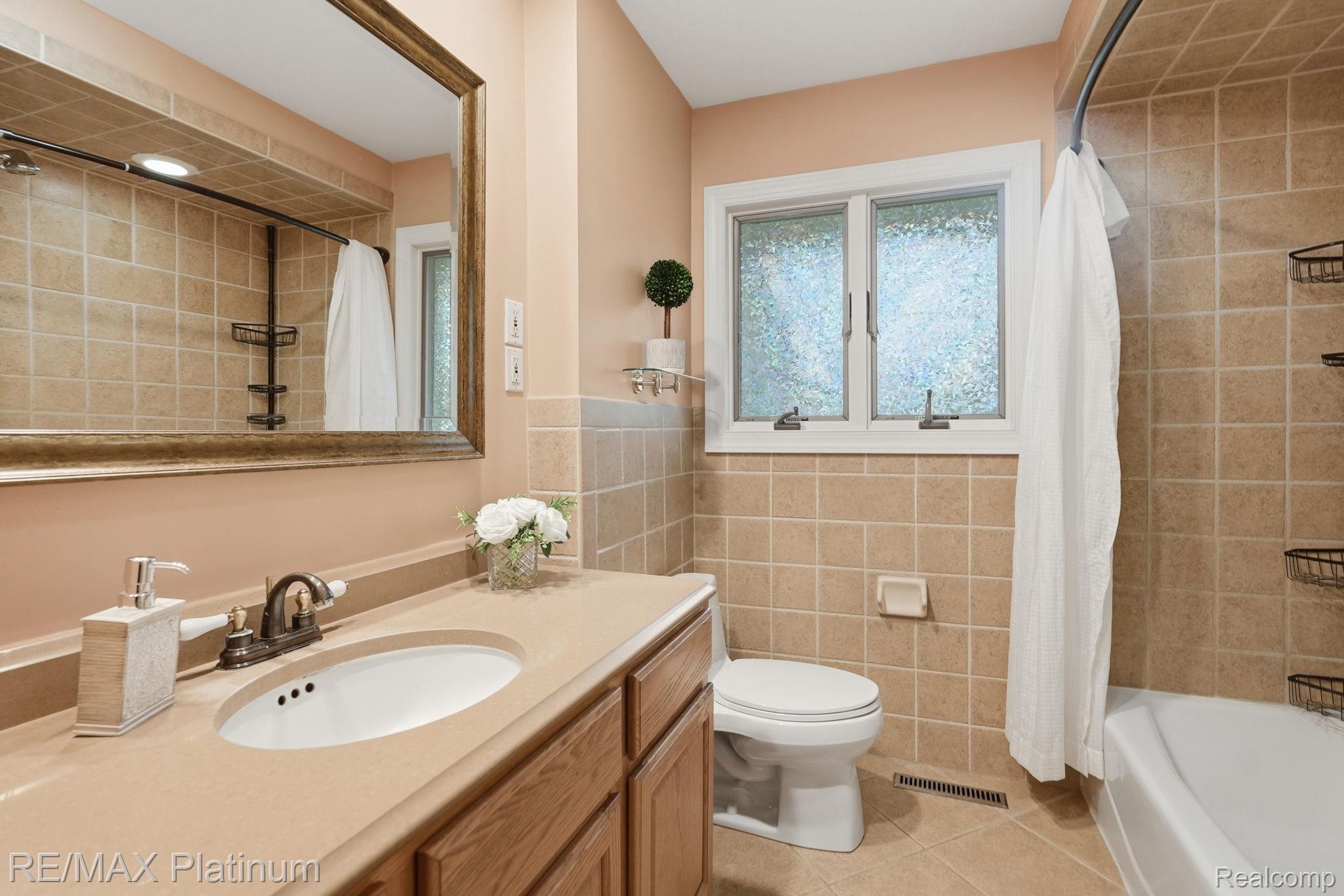 1546 S Milford Road