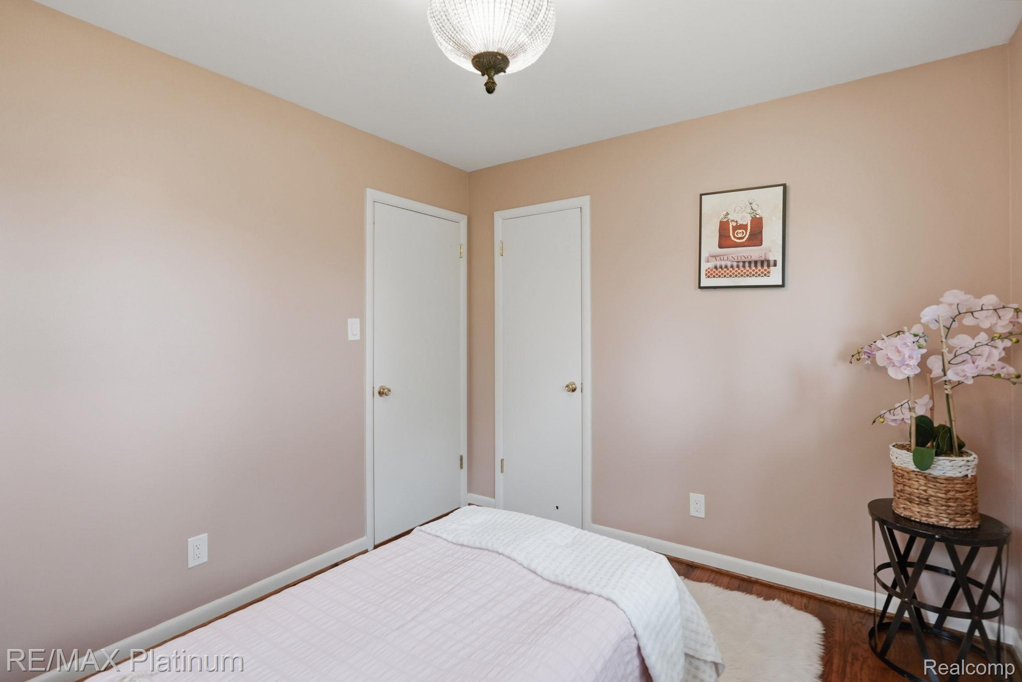 1546 S Milford Road