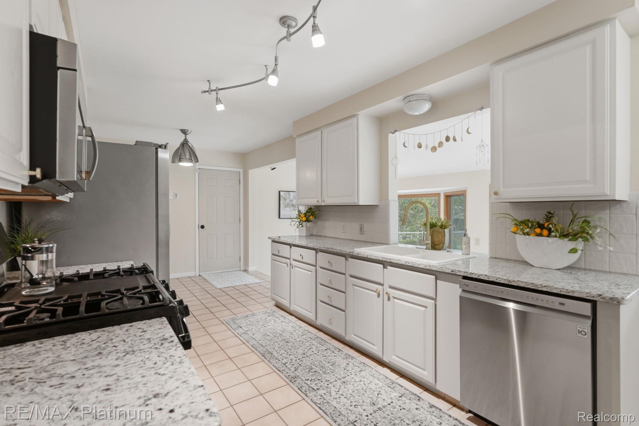 1546 S Milford Road