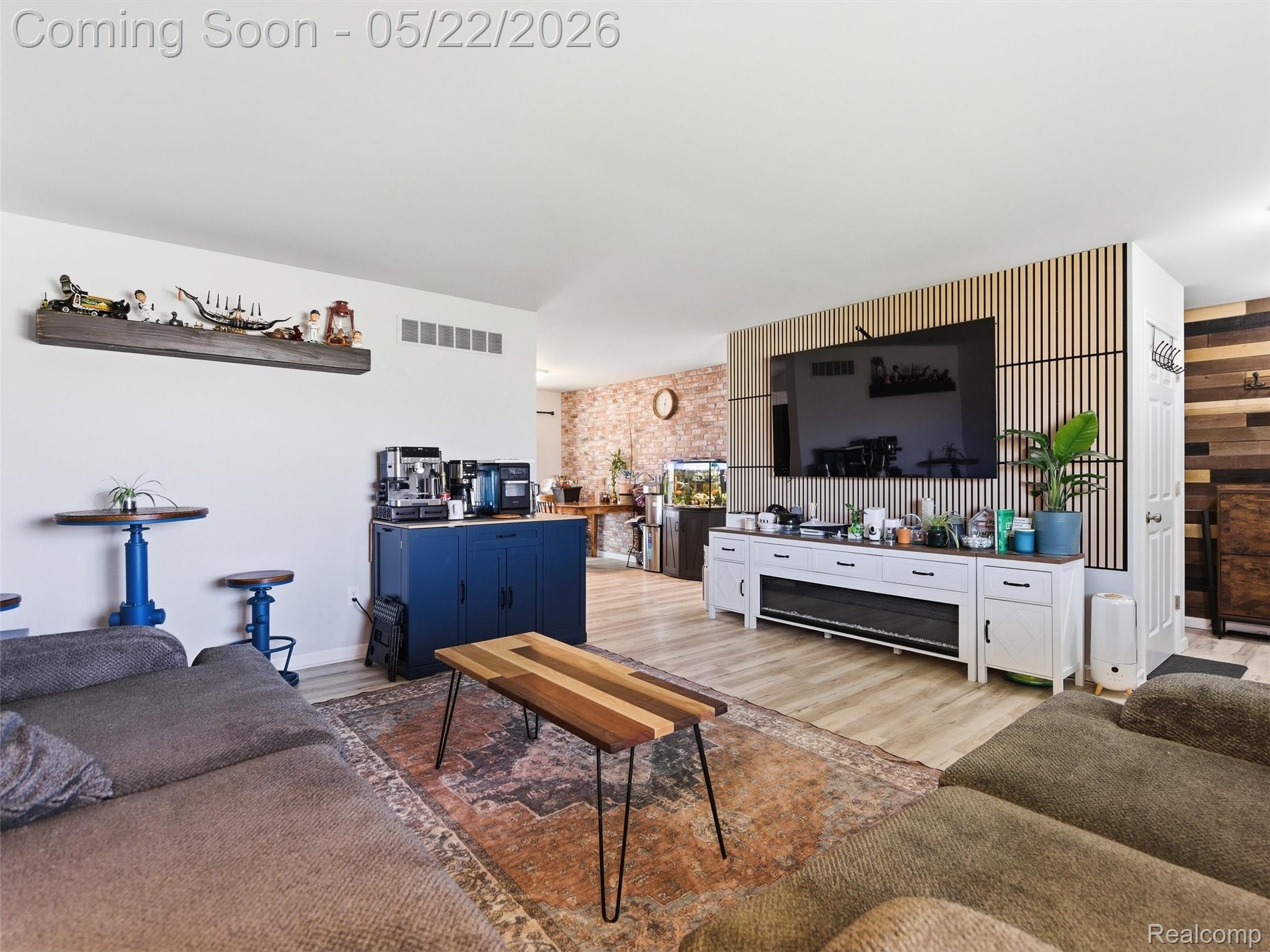 3145 Dahlia Drive