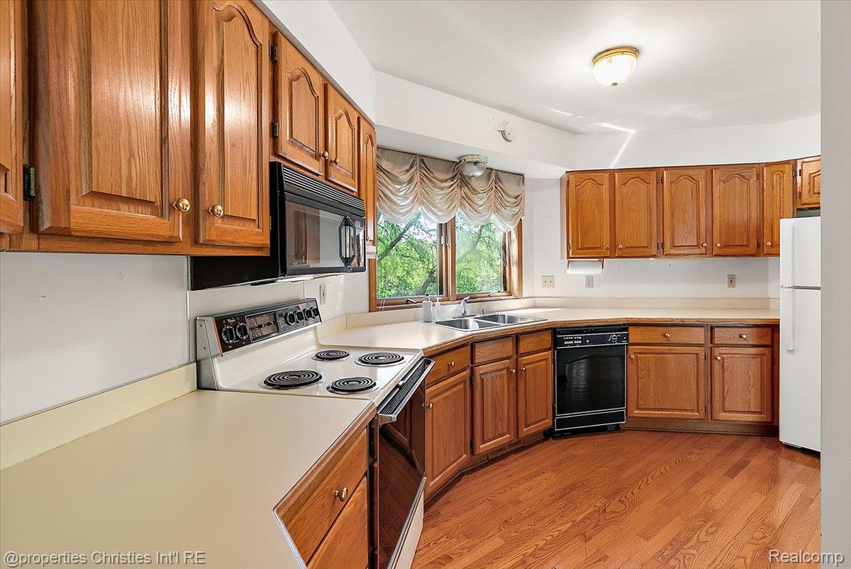 6175 Tripp Road