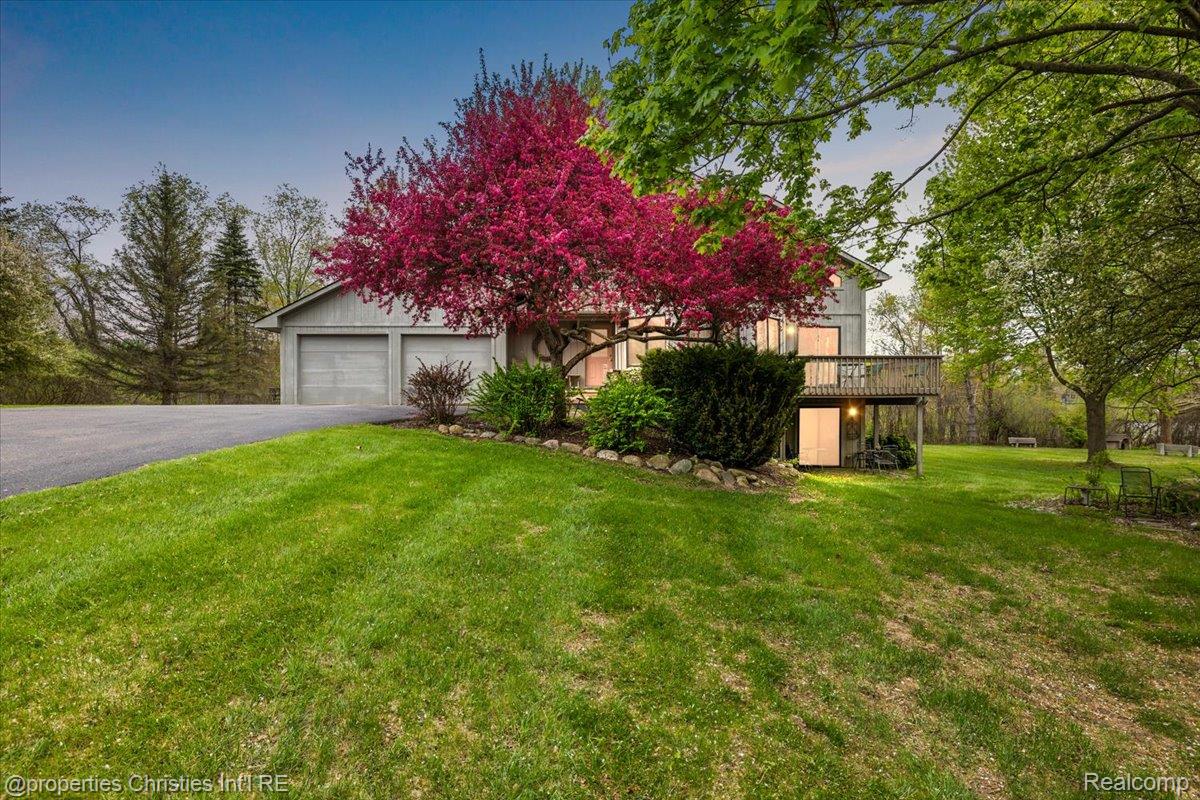 6175 Tripp Road