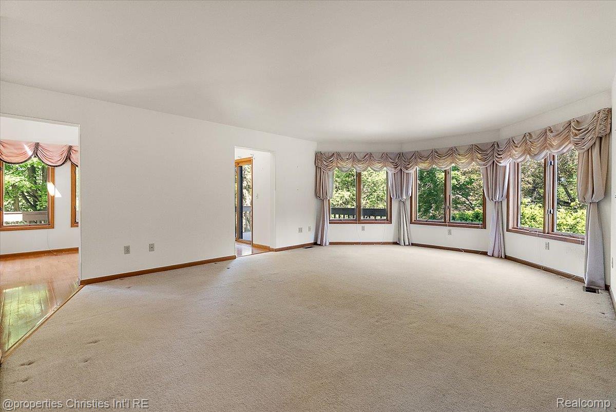 6175 Tripp Road