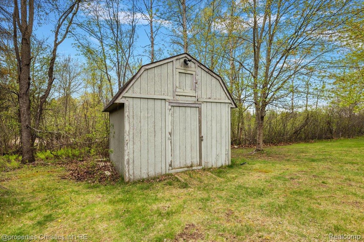 6175 Tripp Road
