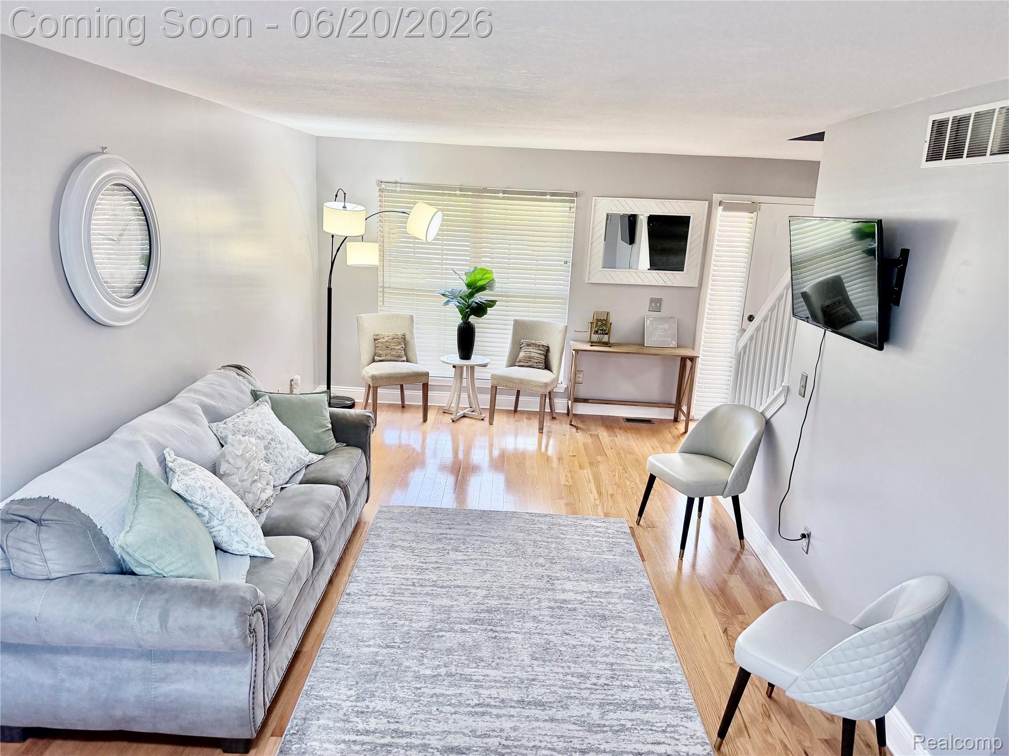 30680 Nelson Circle
