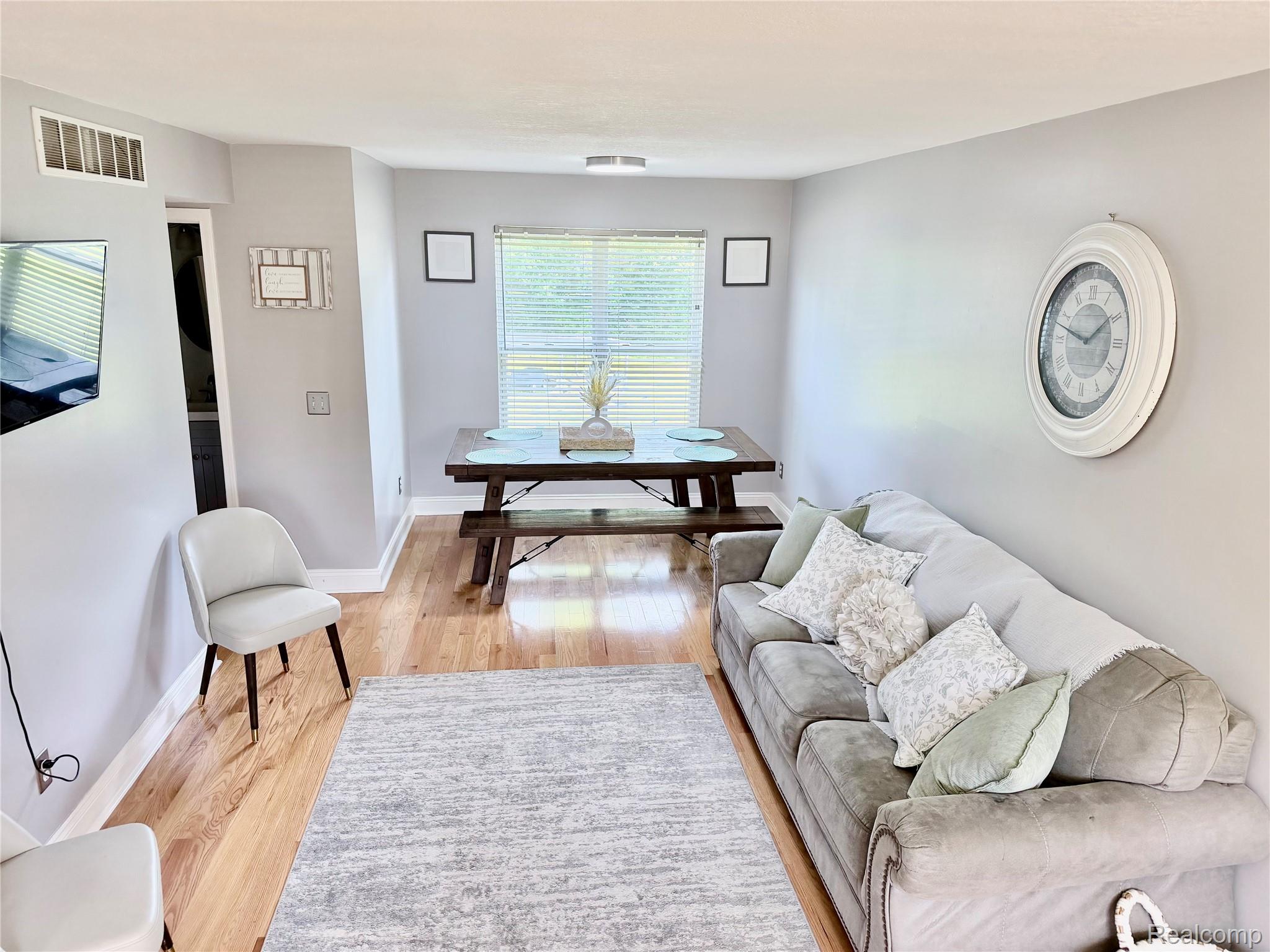 30680 Nelson Circle