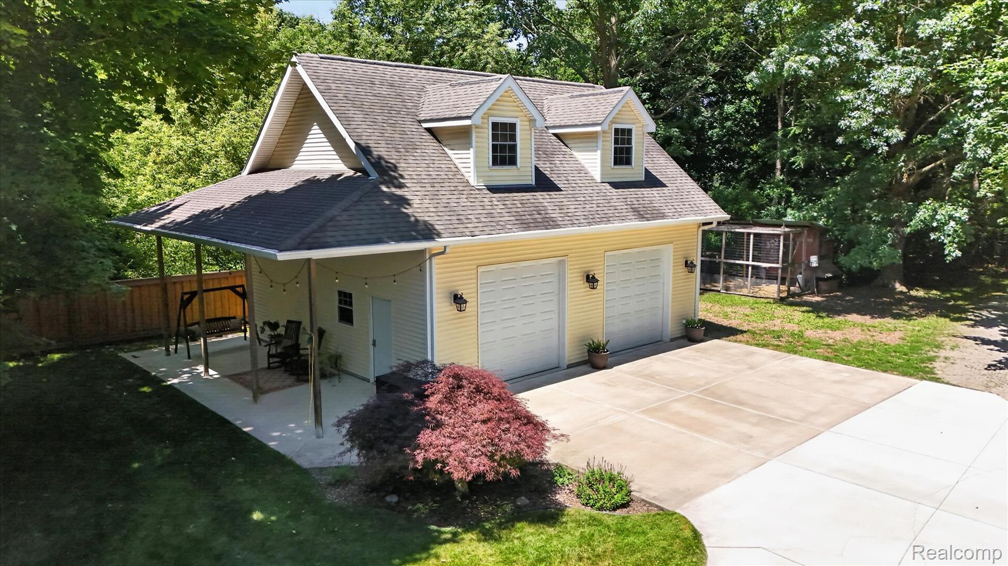 7071 W Grand River Road
