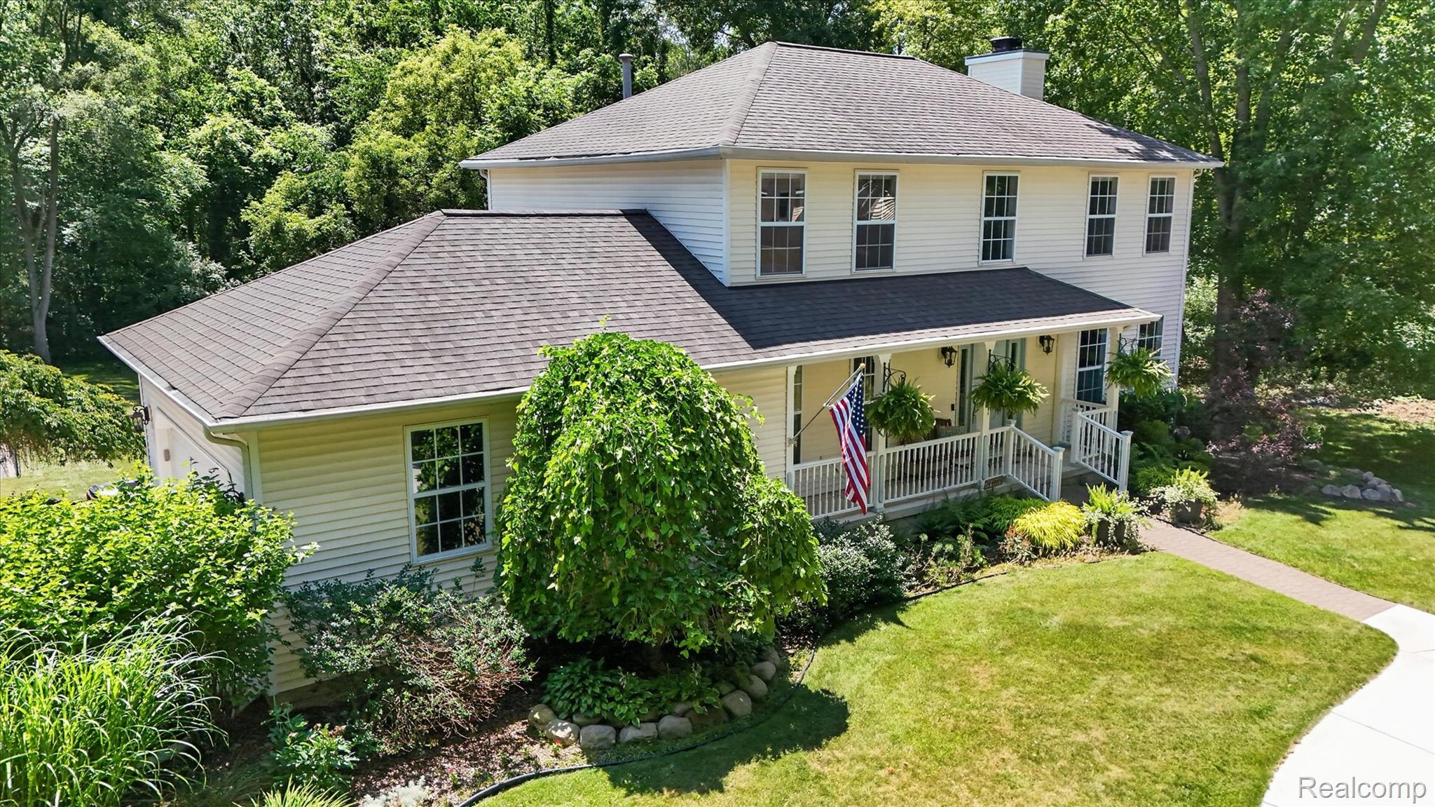 7071 W Grand River Road