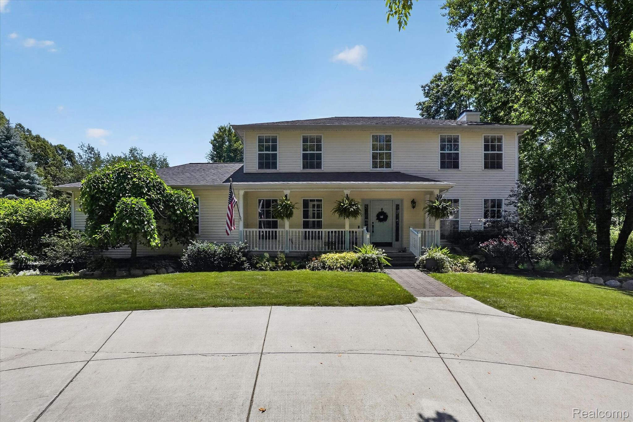 7071 W Grand River Road