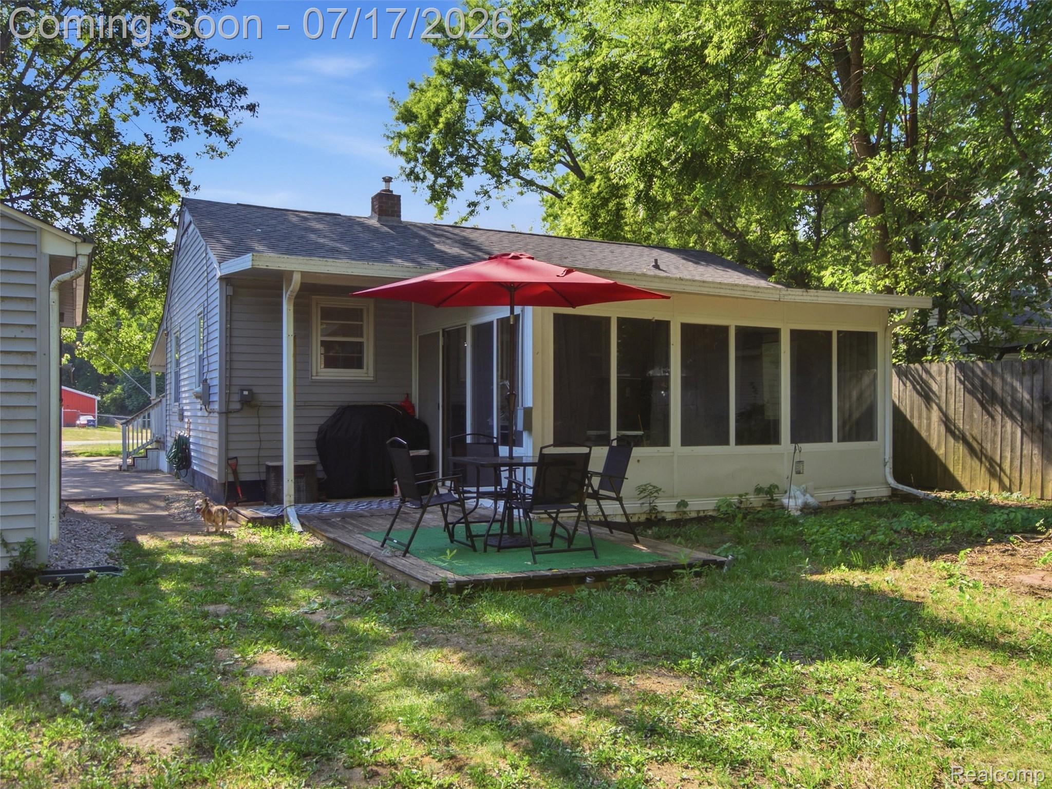 3328 Mills Acres Street