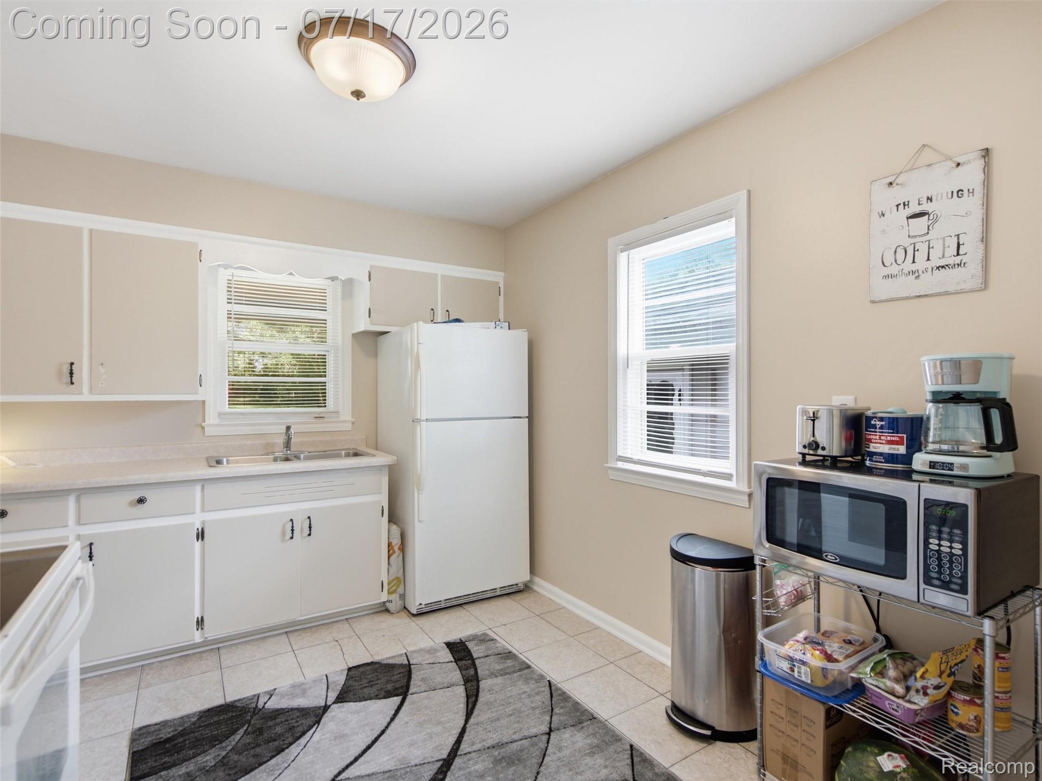 3328 Mills Acres Street