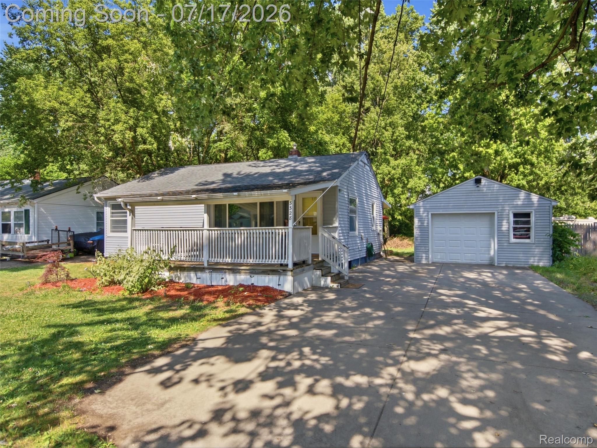 3328 Mills Acres Street