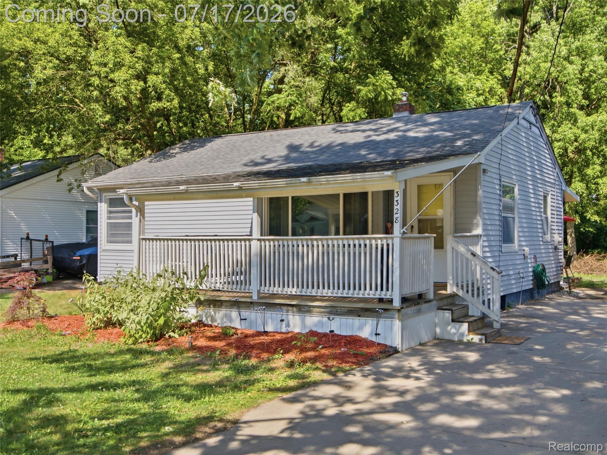 3328 Mills Acres Street