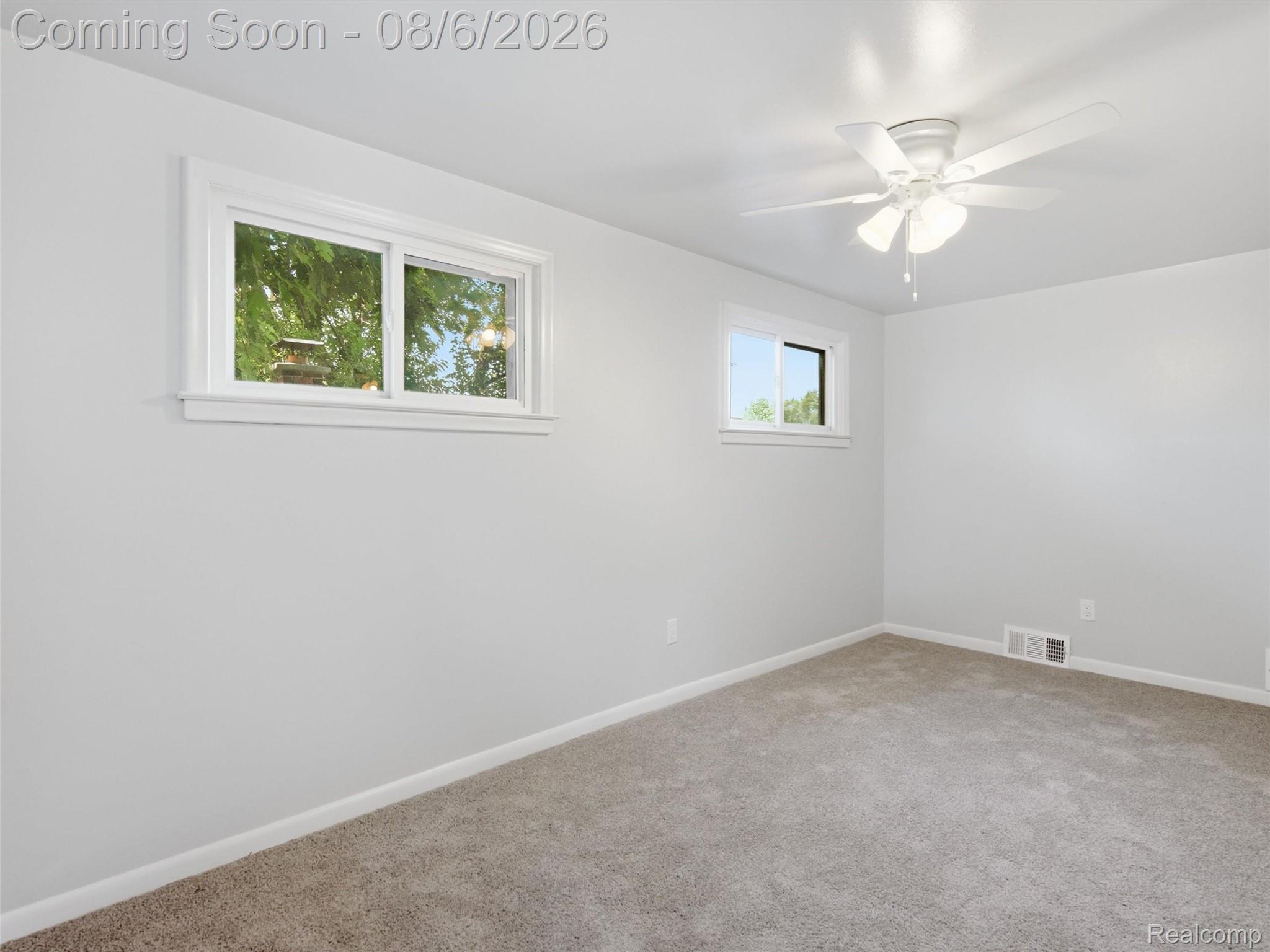 1063 Mayflower Avenue