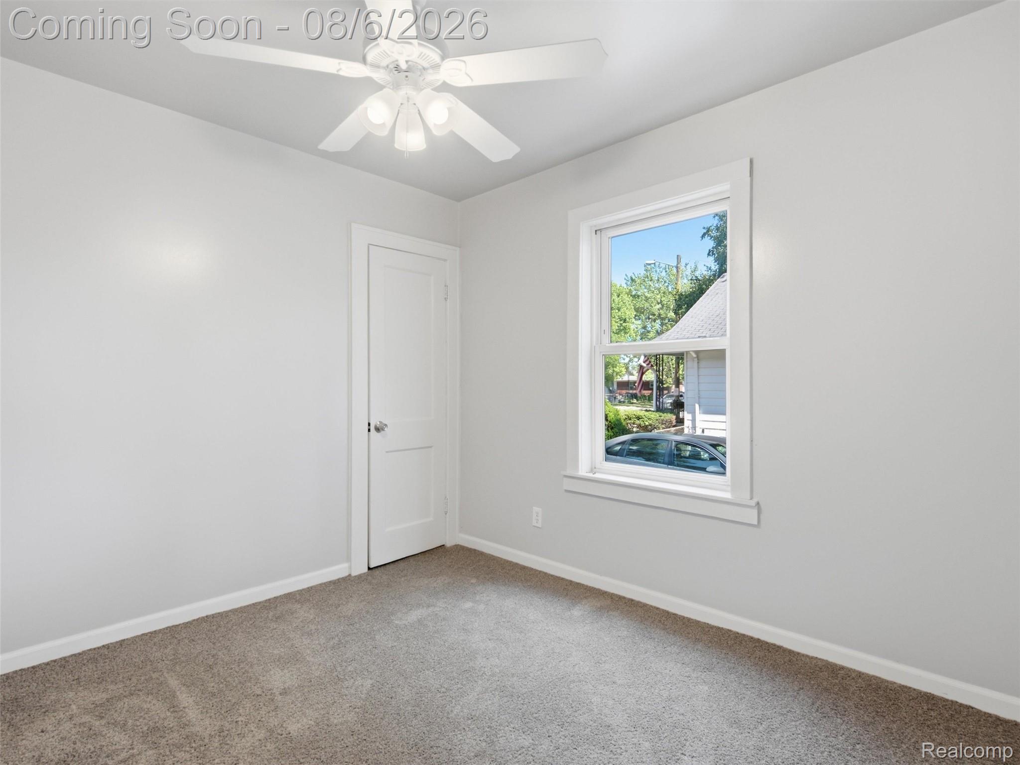 1063 Mayflower Avenue