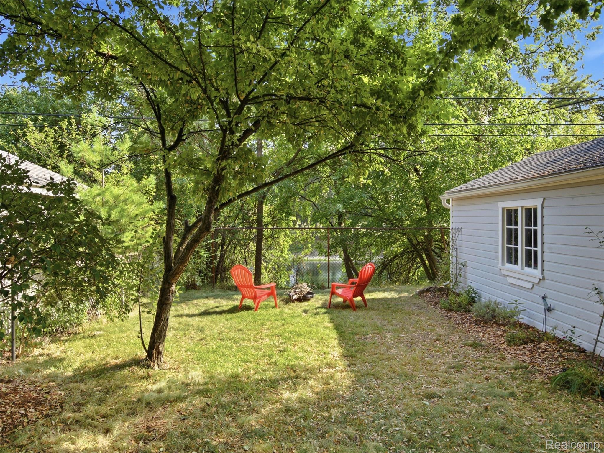 602 Dewey Street