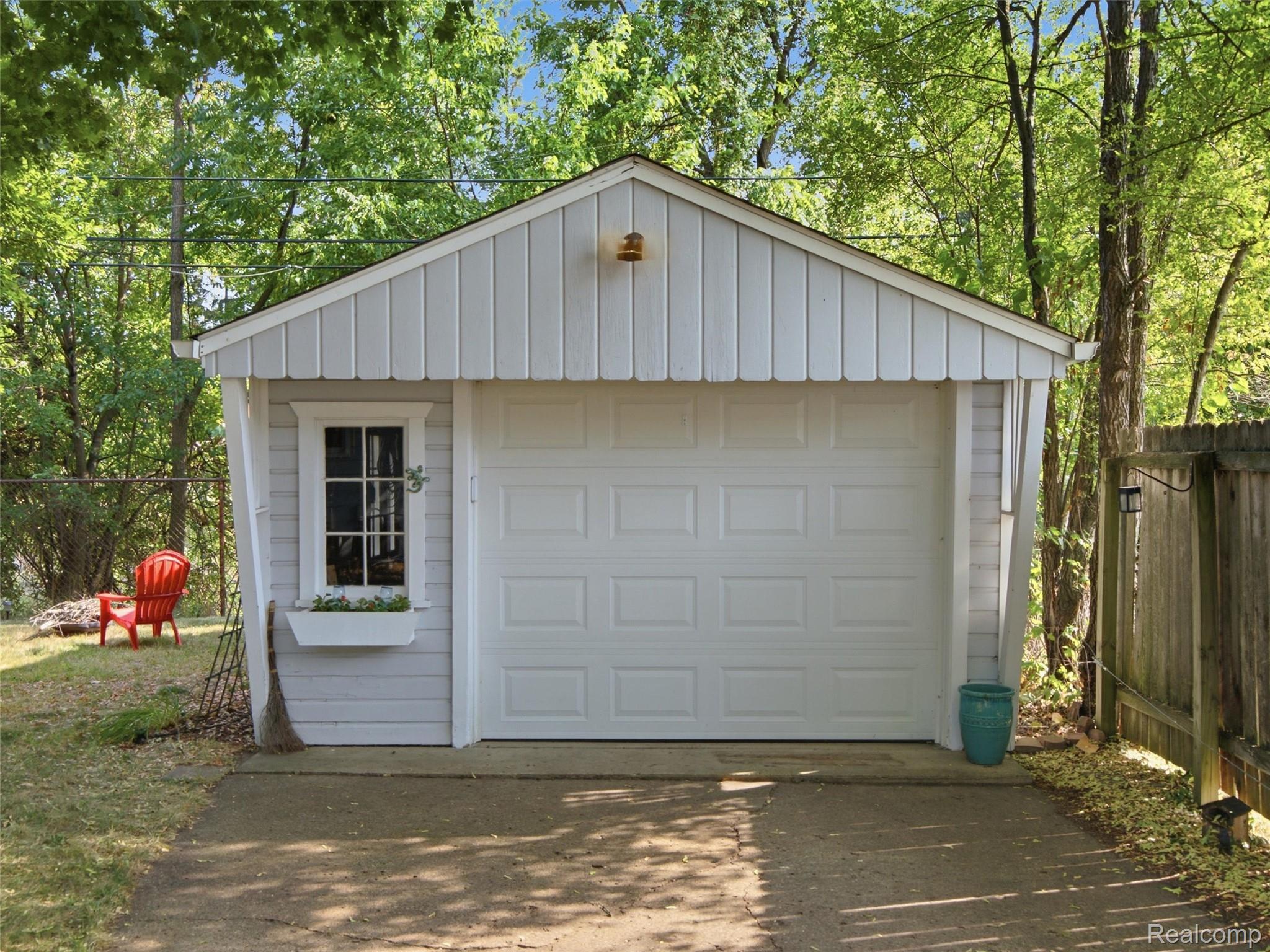 602 Dewey Street