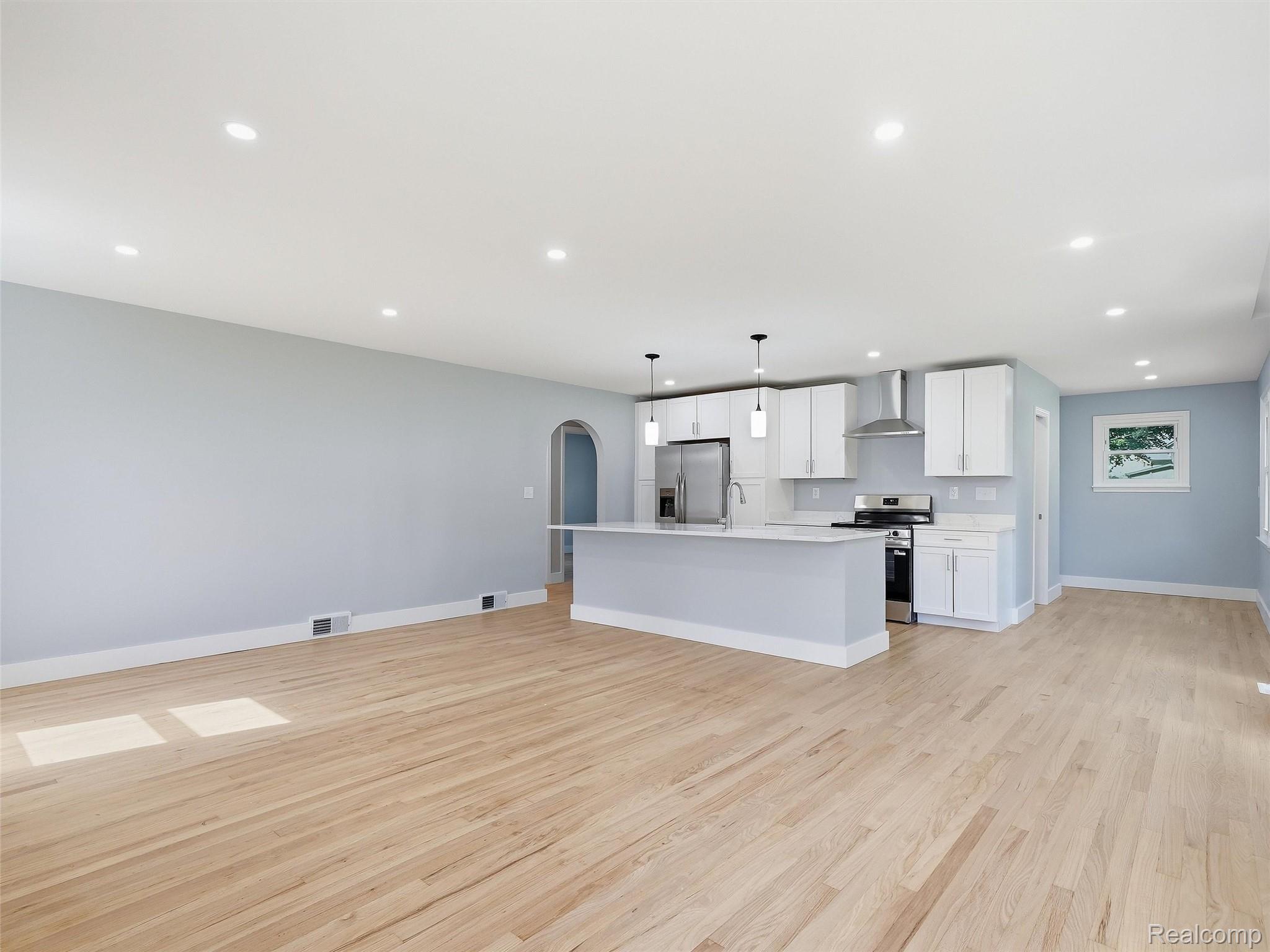 1493 Merry Road