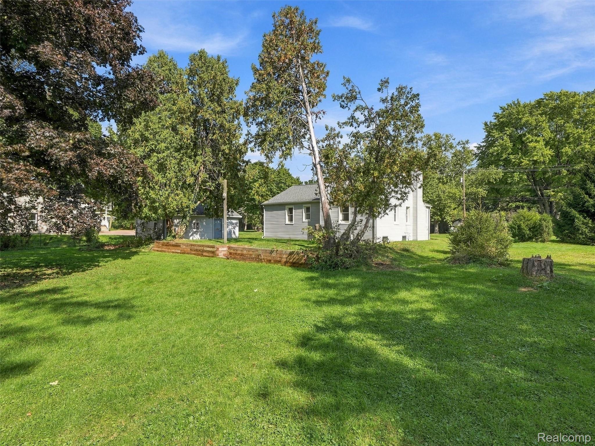 1493 Merry Road