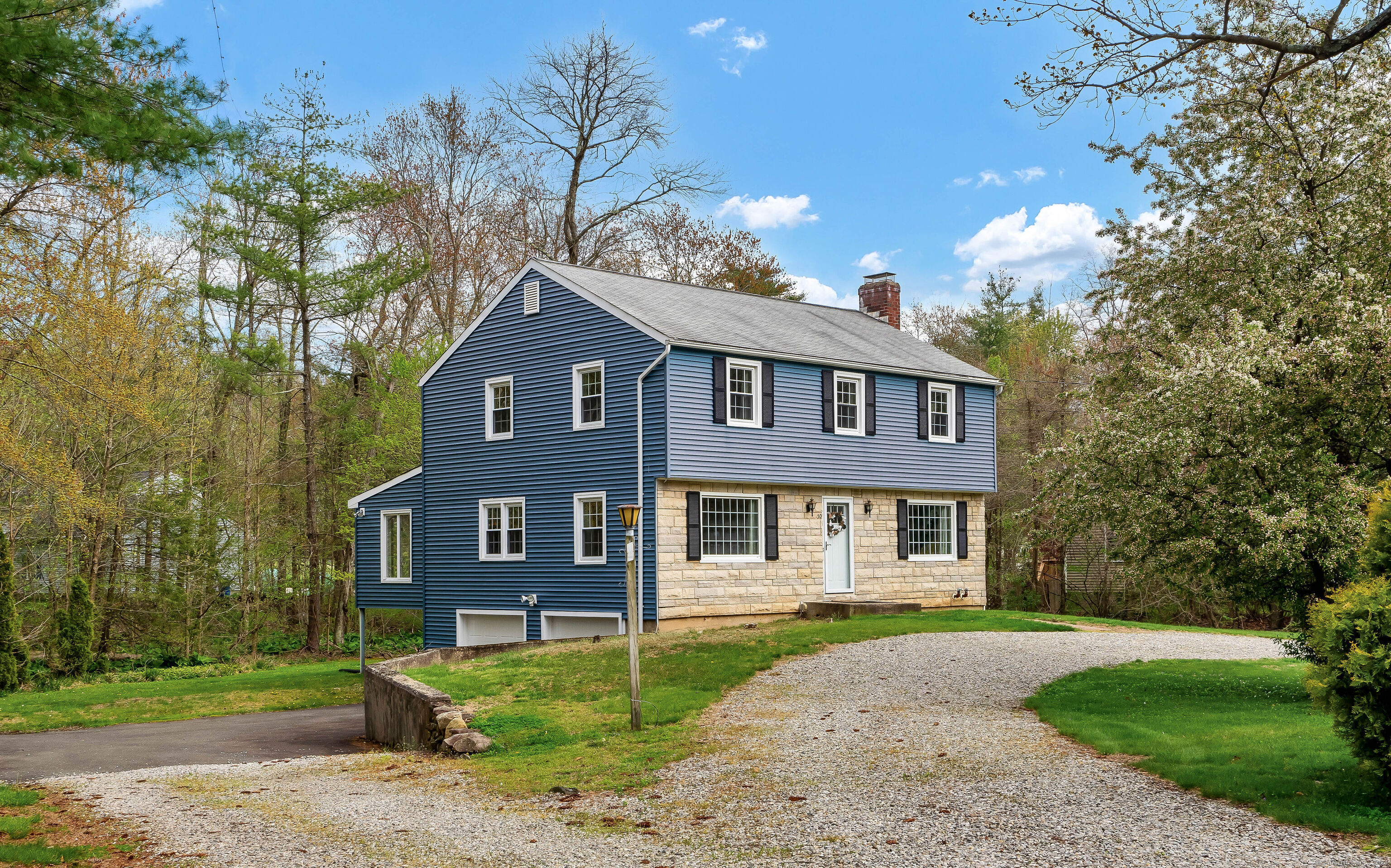 50 Oxbow Drive