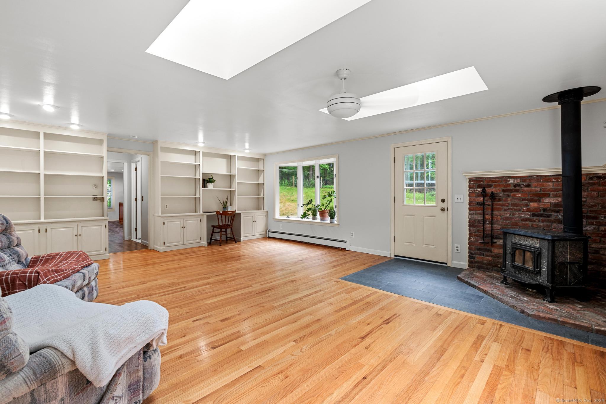 15 Kingsbridge