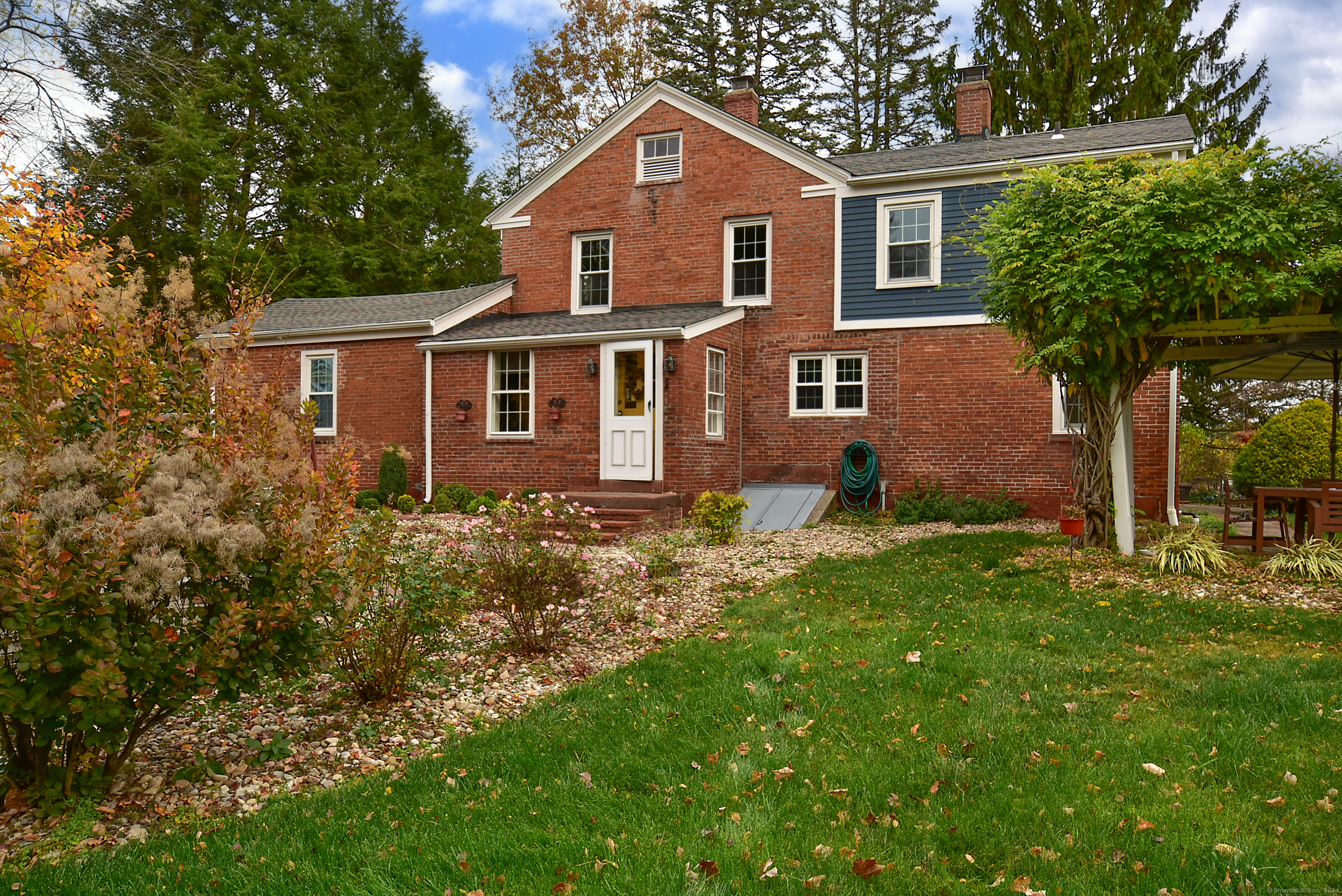 7 Deming Street