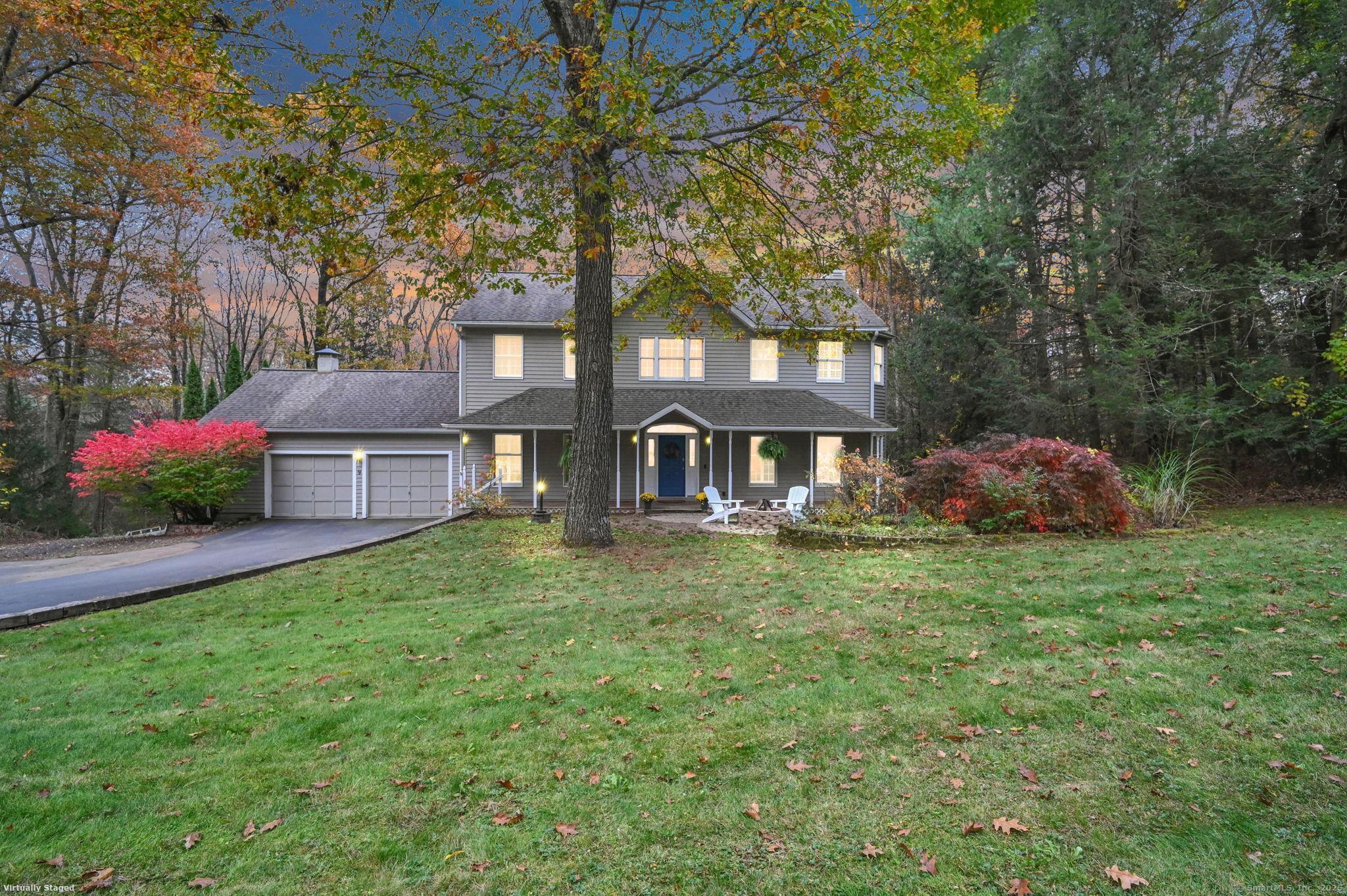 9 Greenwoods Road