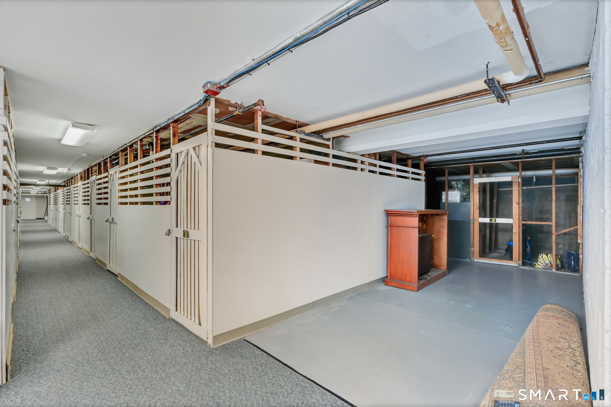 889 Farmington Avenue 4E