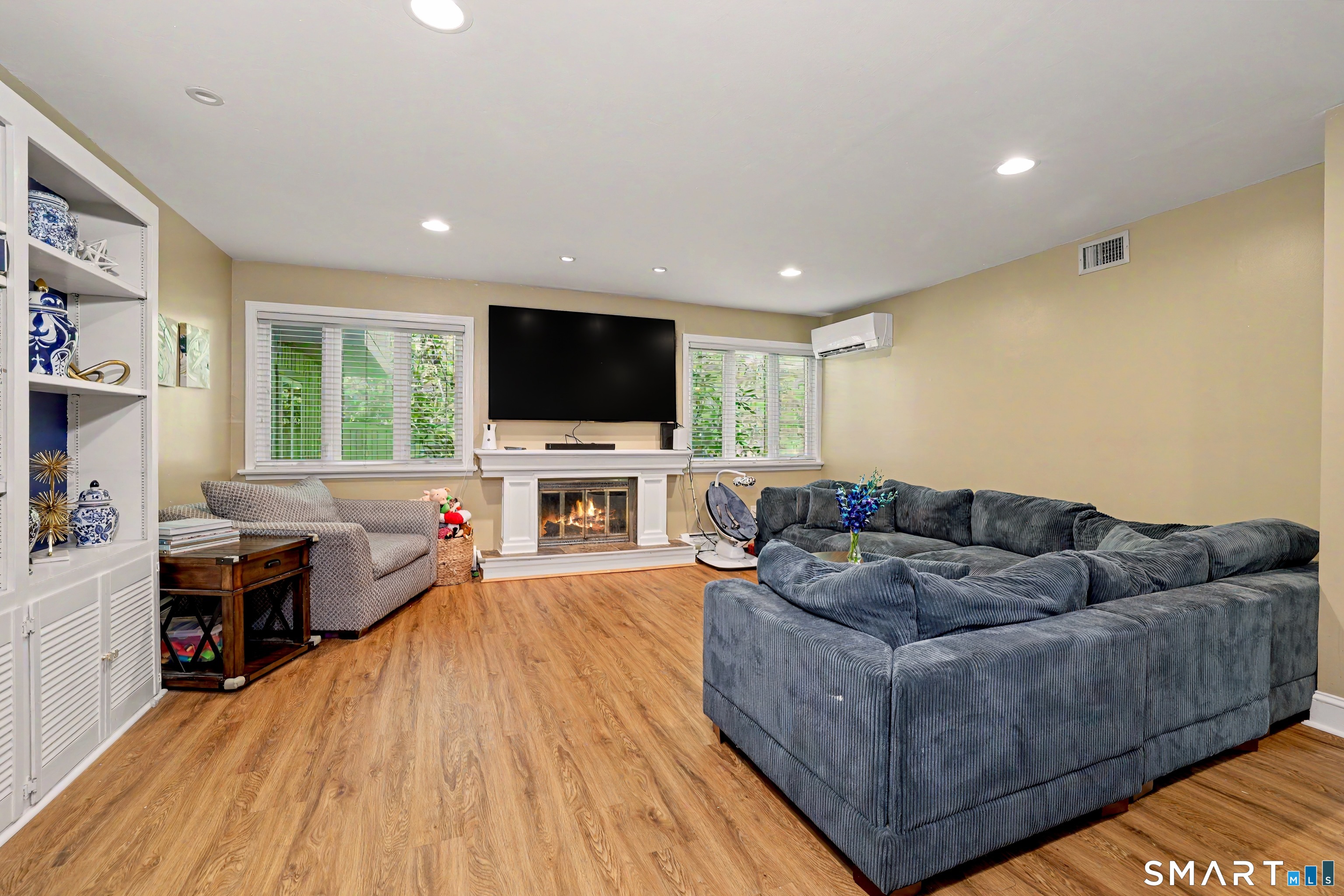 7 Lyle Court D