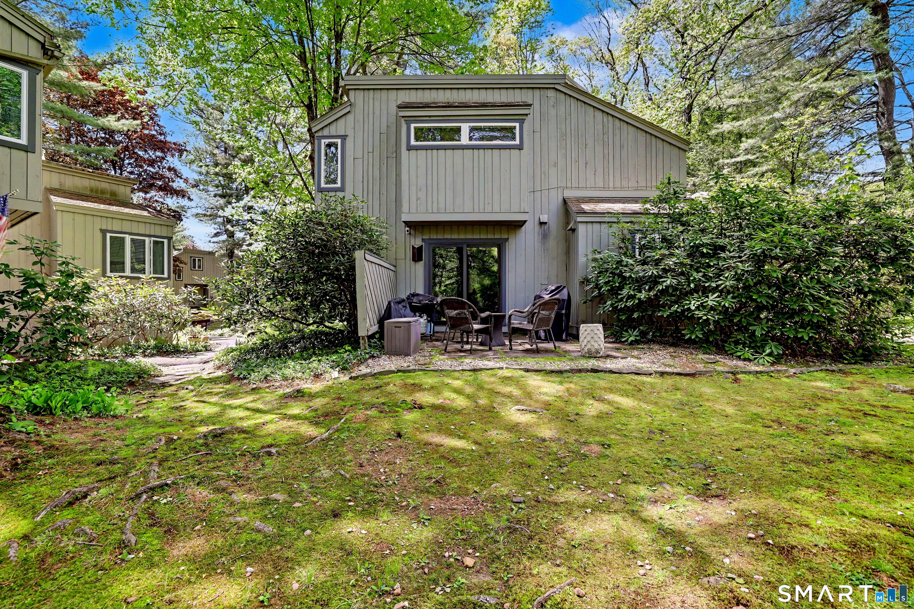 7 Lyle Court D