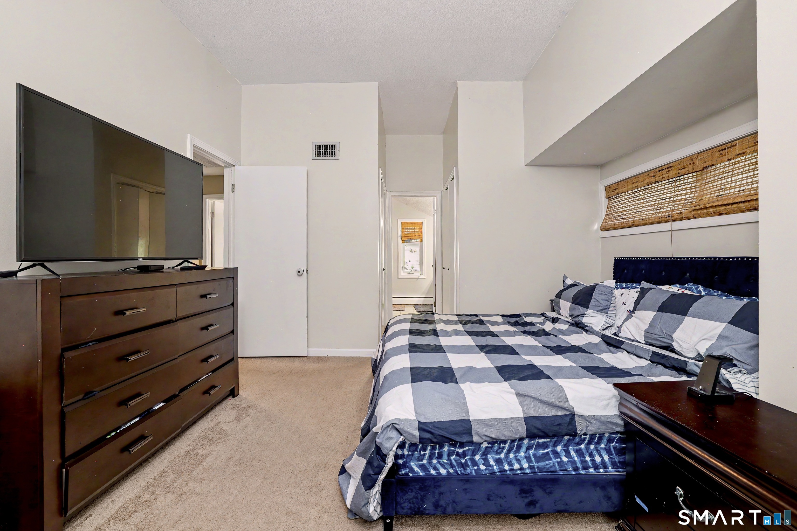 7 Lyle Court D