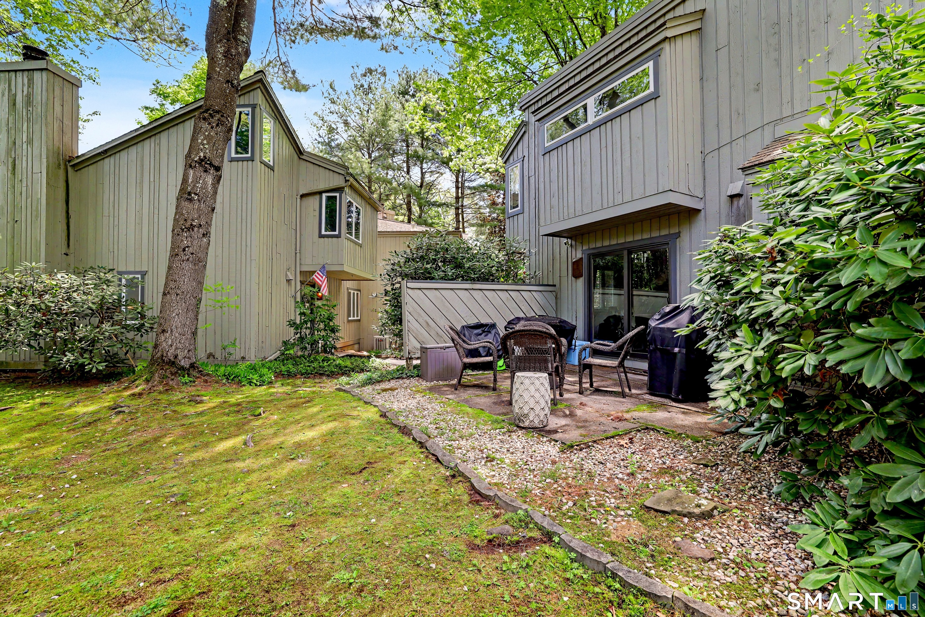 7 Lyle Court D