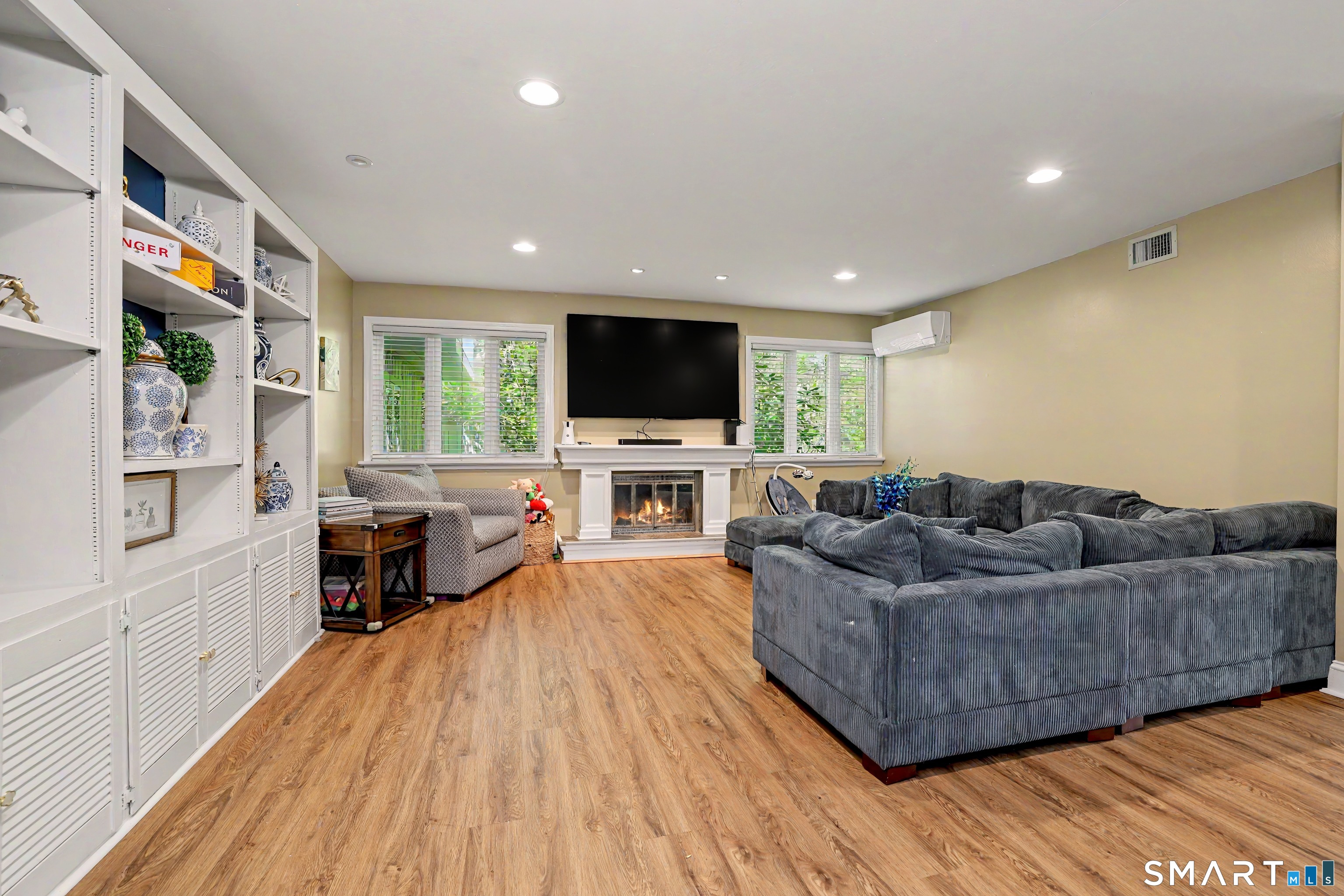 7 Lyle Court D