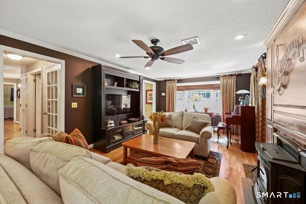 103 Cider Mill Road