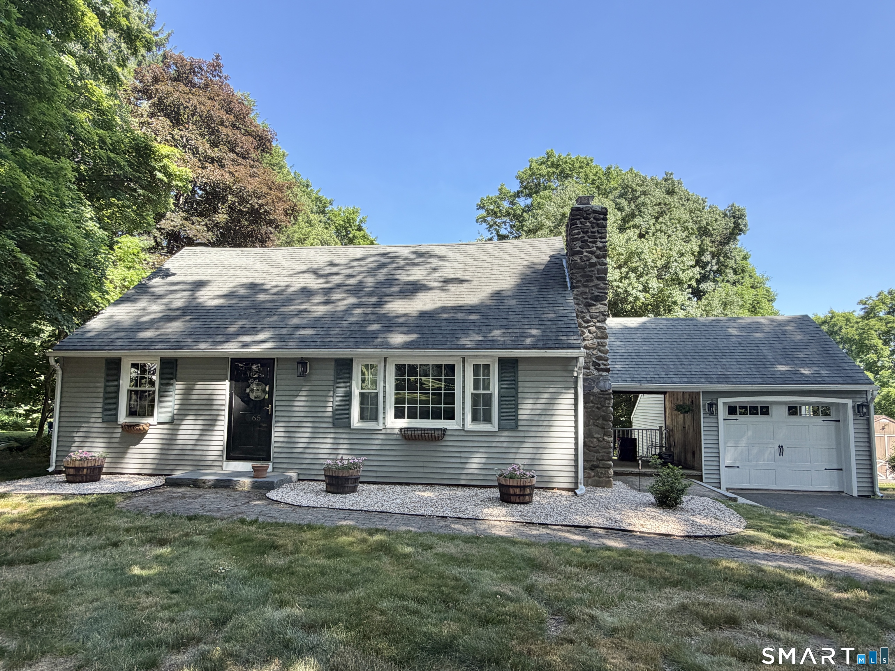 65 East Hill Road