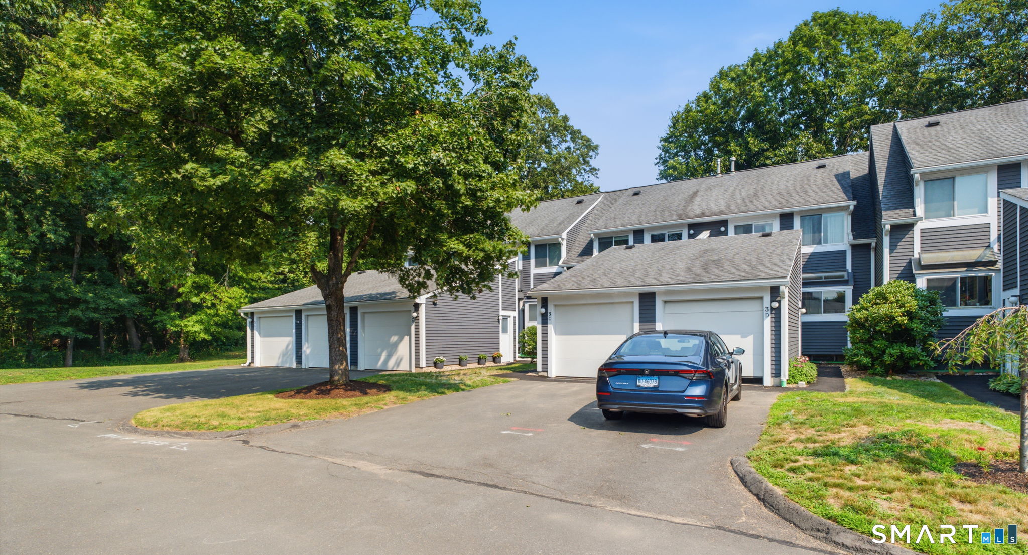 126 Hopmeadow Street Unit: 3C