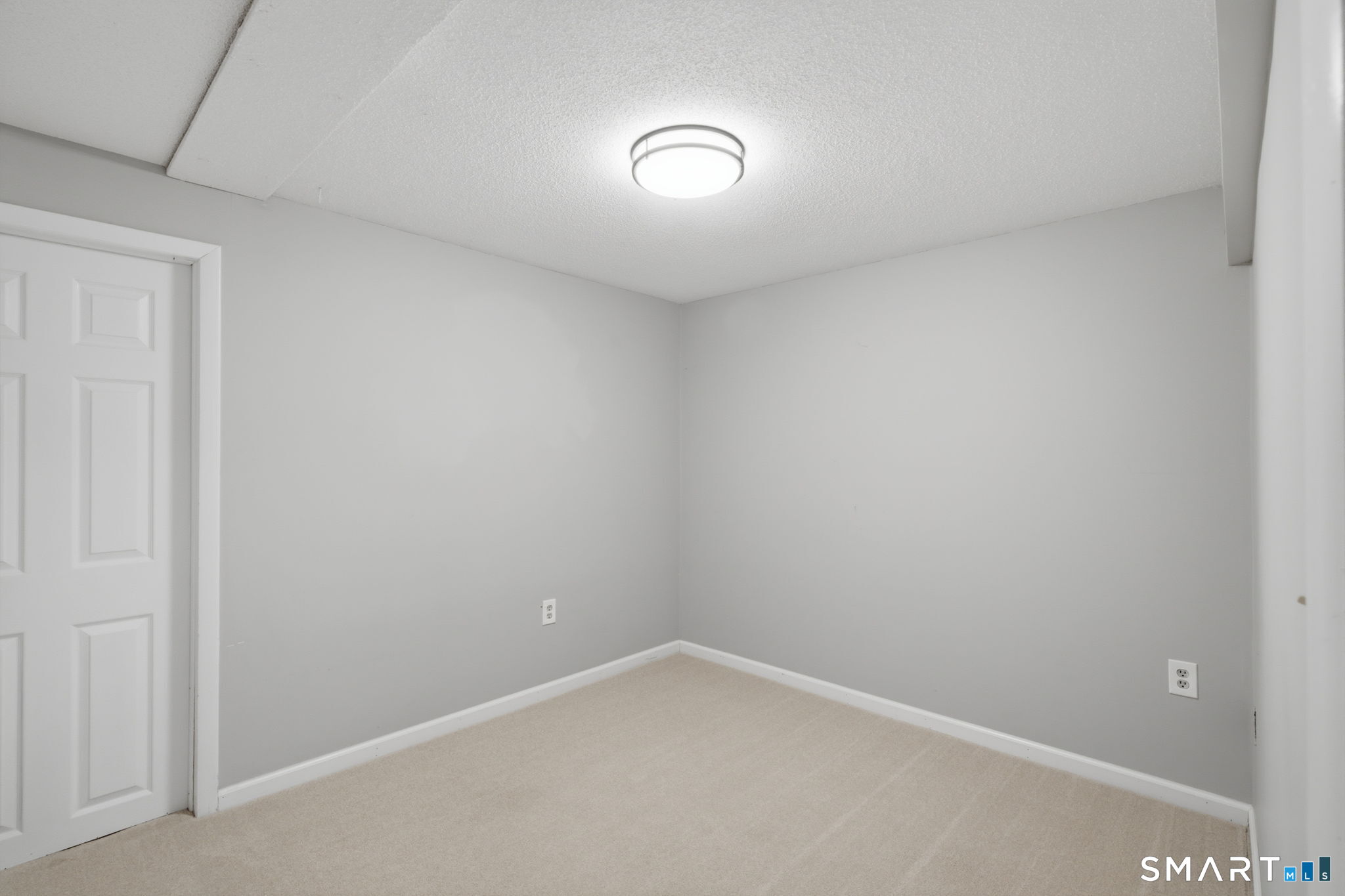 126 Hopmeadow Street Unit: 3C