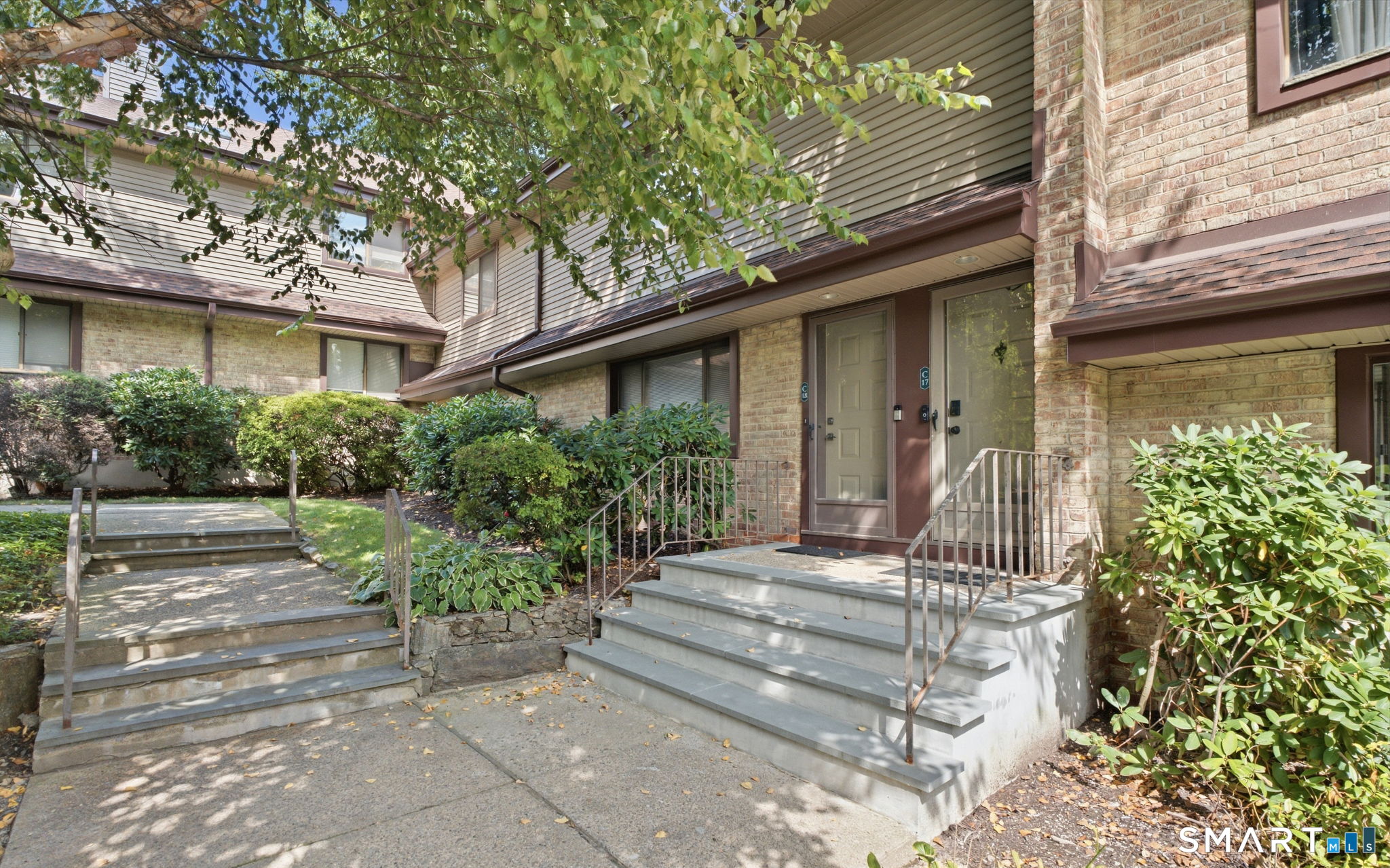 2437 Bedford Street Unit: C17