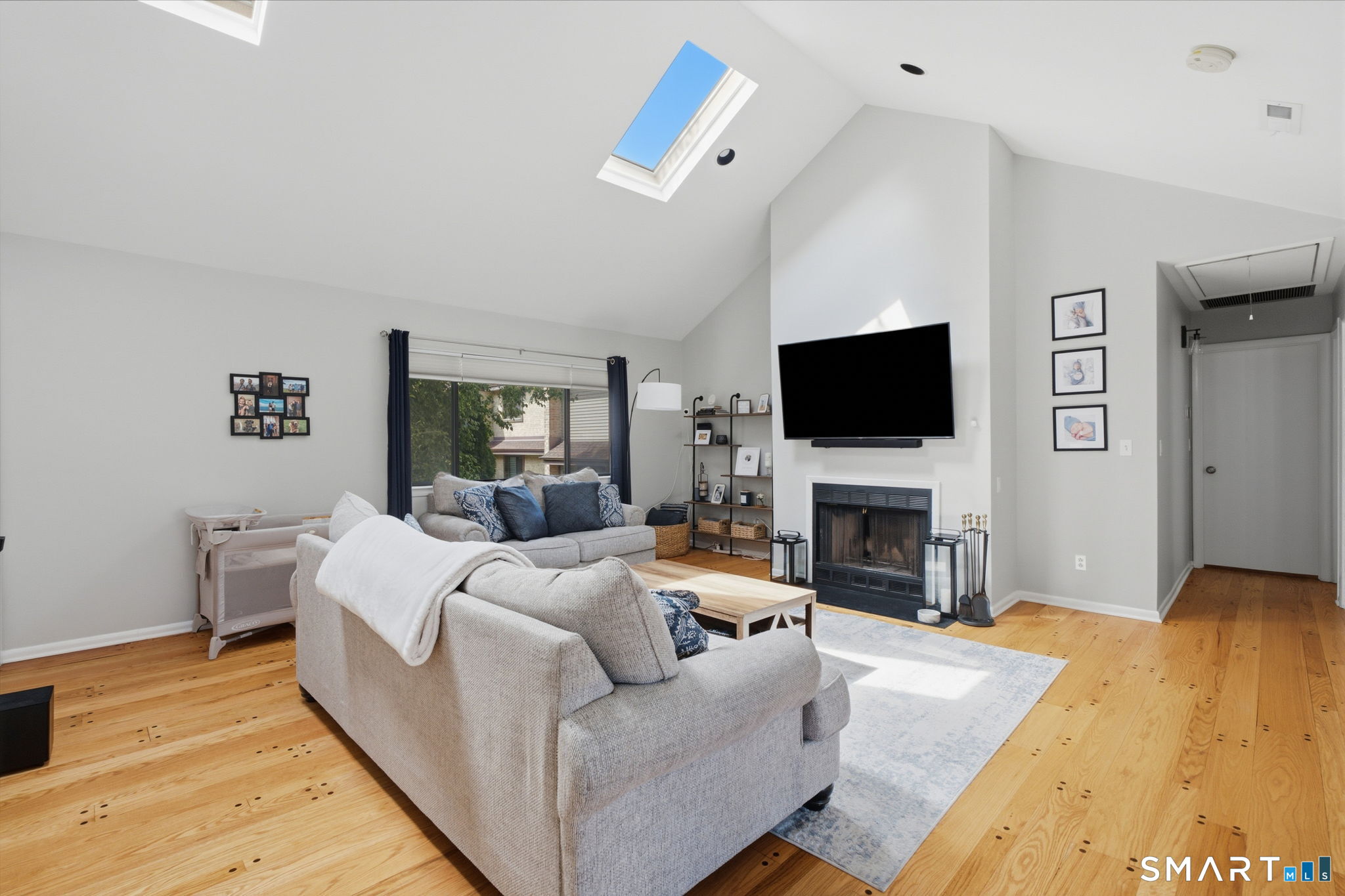 2437 Bedford Street Unit: C17