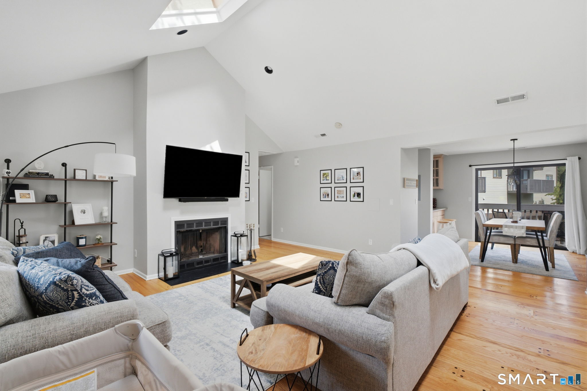 2437 Bedford Street Unit: C17