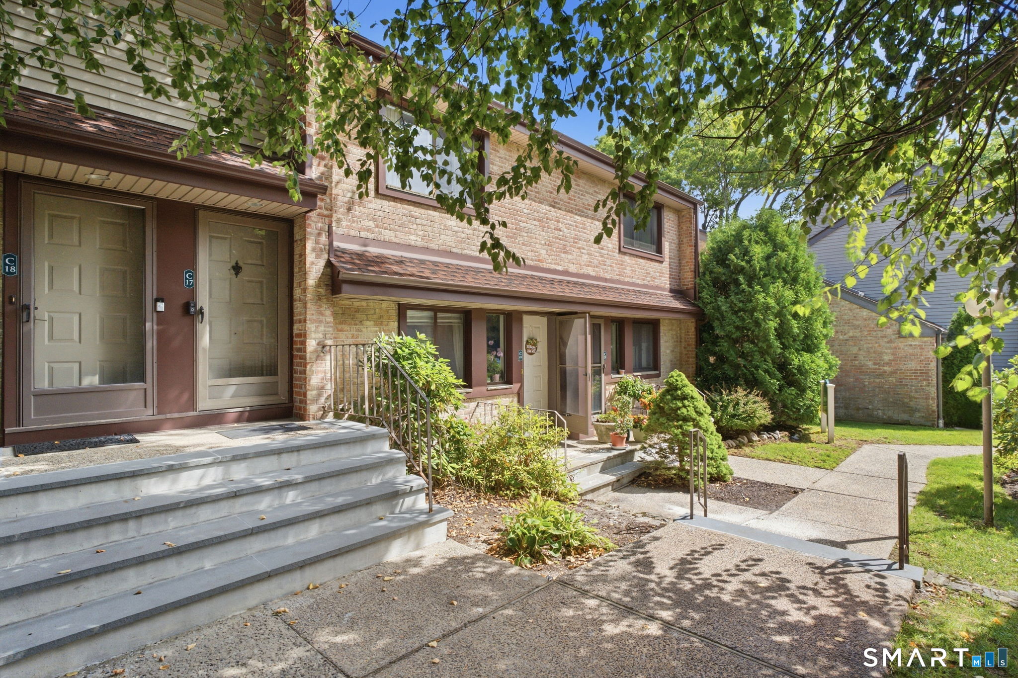 2437 Bedford Street Unit: C17