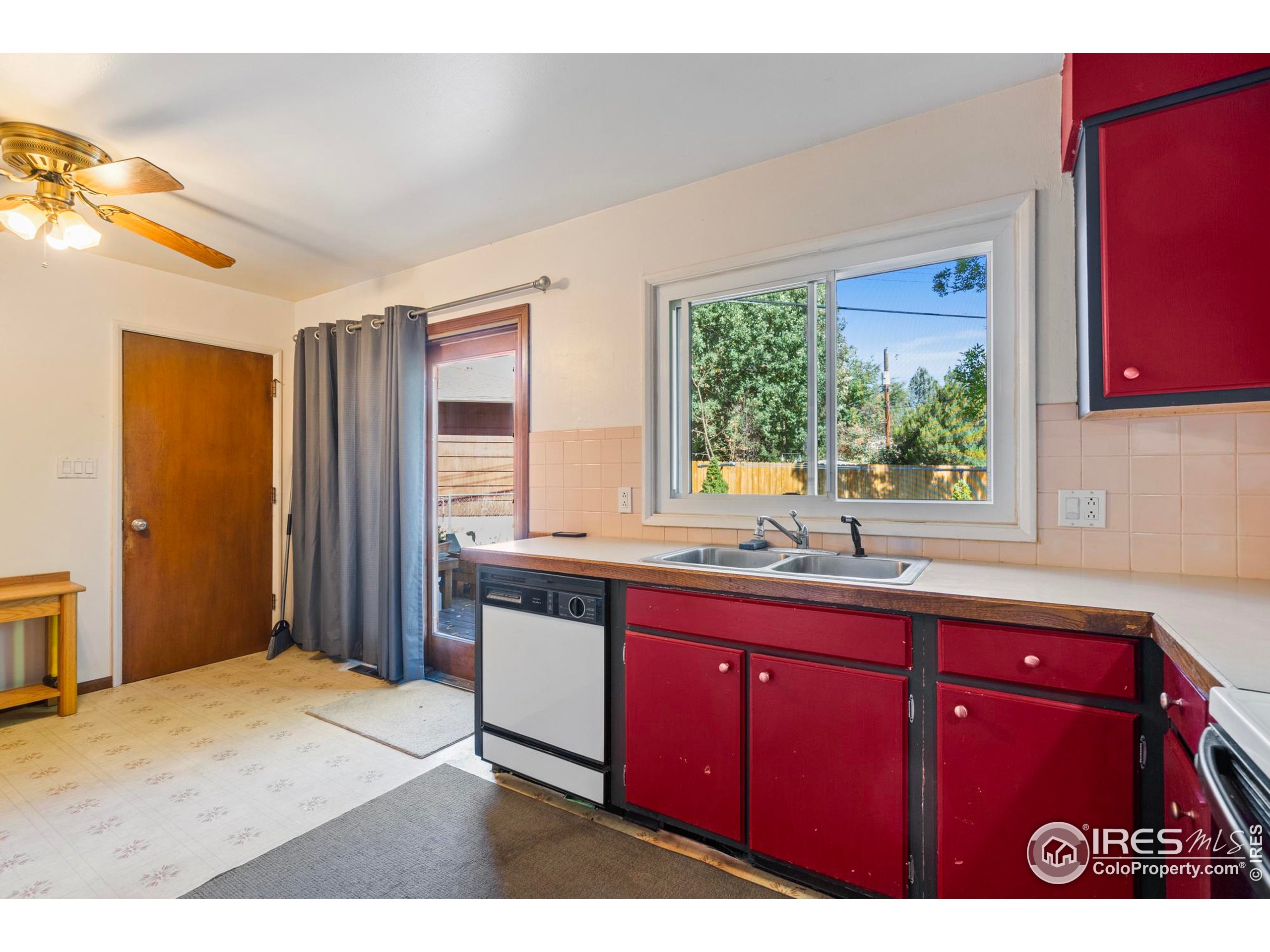 1103 Paloverde Dr