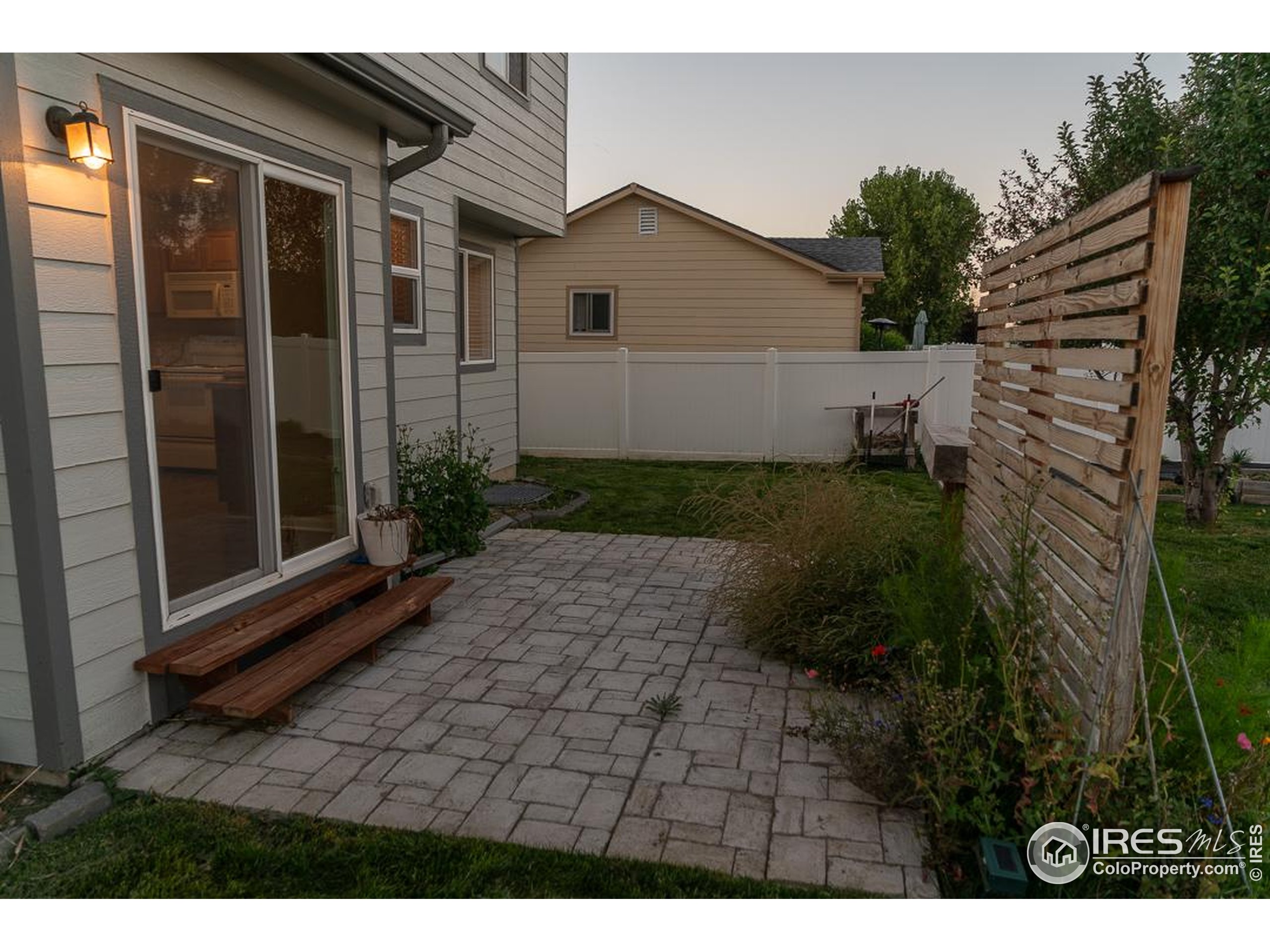 7148 Mount Nimbus St