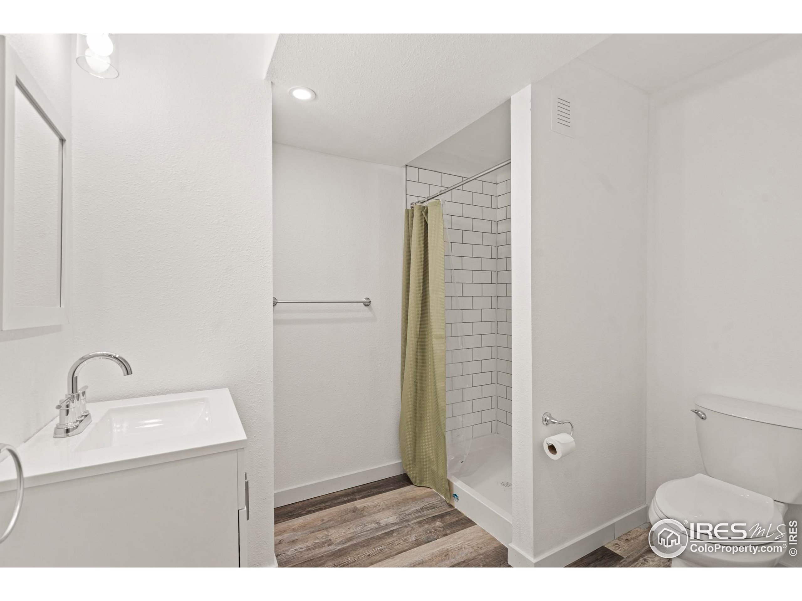 7148 Mount Nimbus St