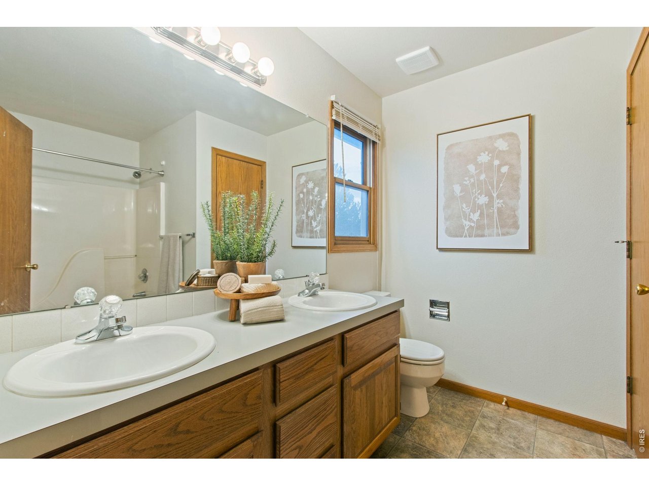 1476 Jamie Ct