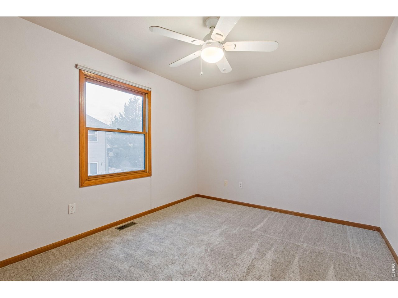1476 Jamie Ct