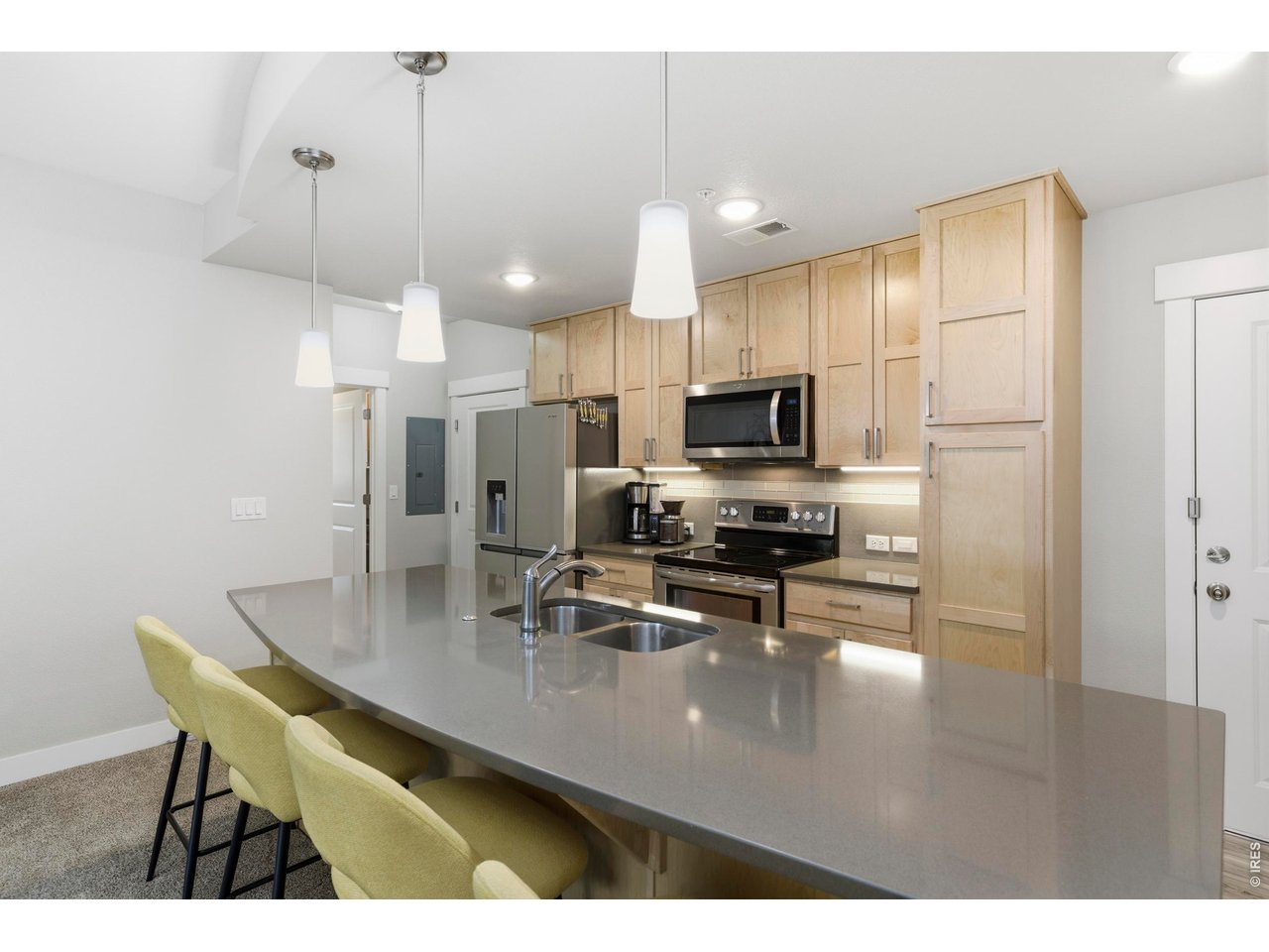 4642 Hahns Peak Dr 101